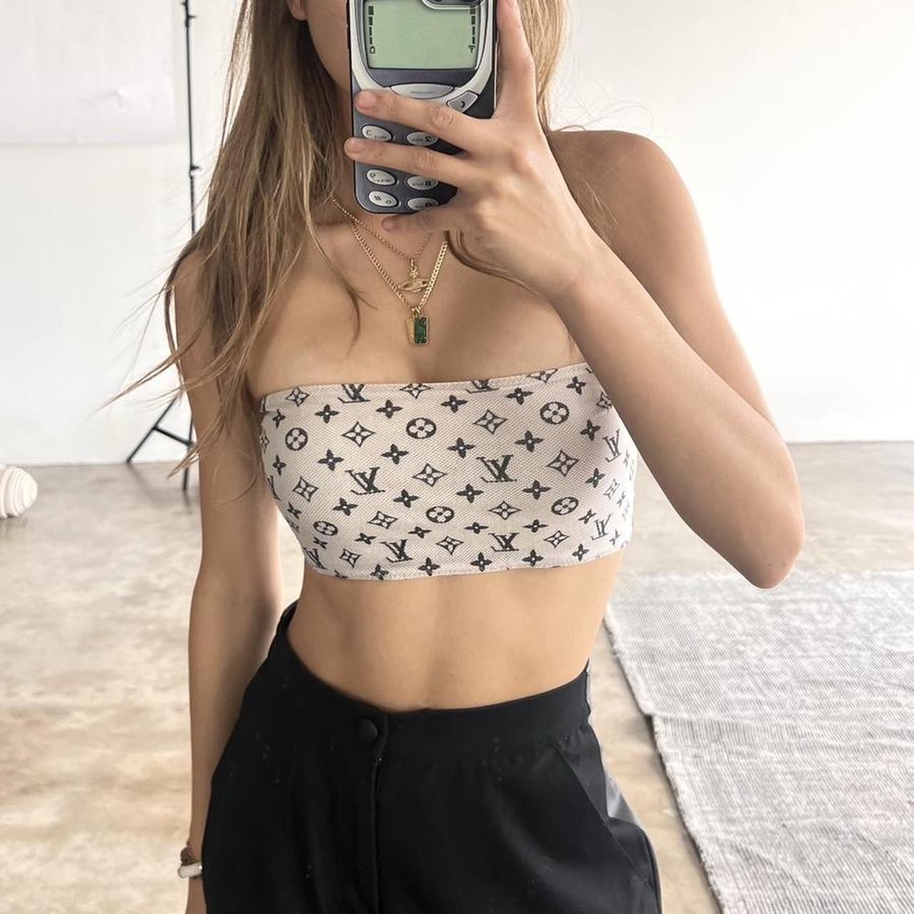 Louis vuitton-crop-top - Depop