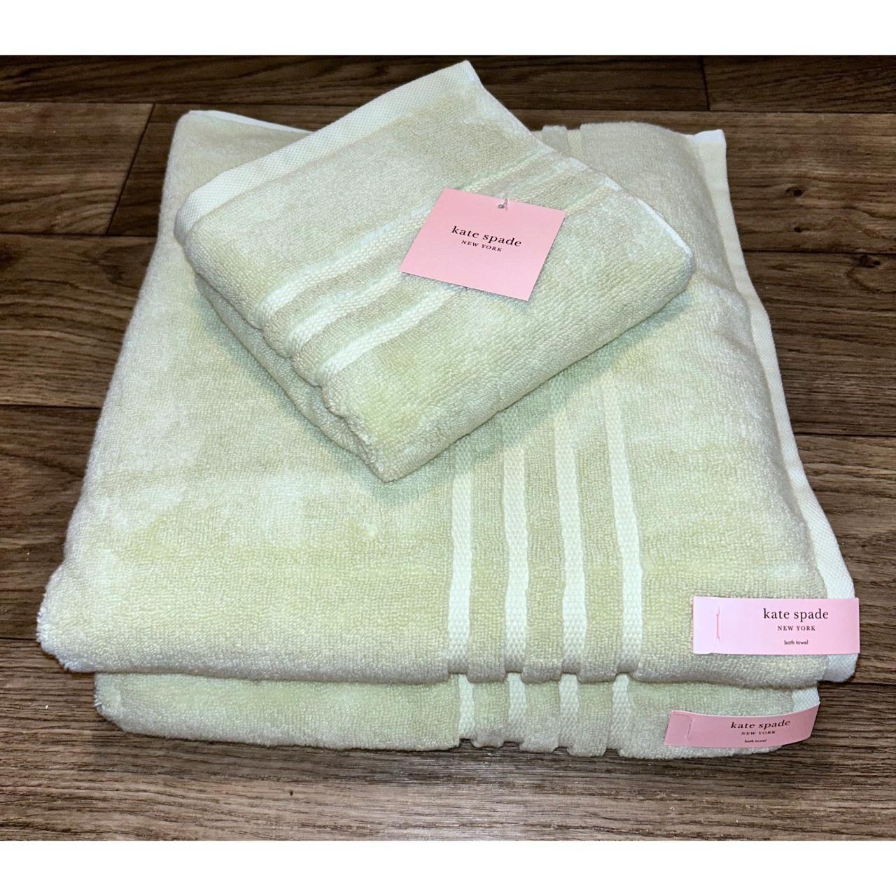 NWT Kate Spade Kitchen Towel Set Smoke free - Depop