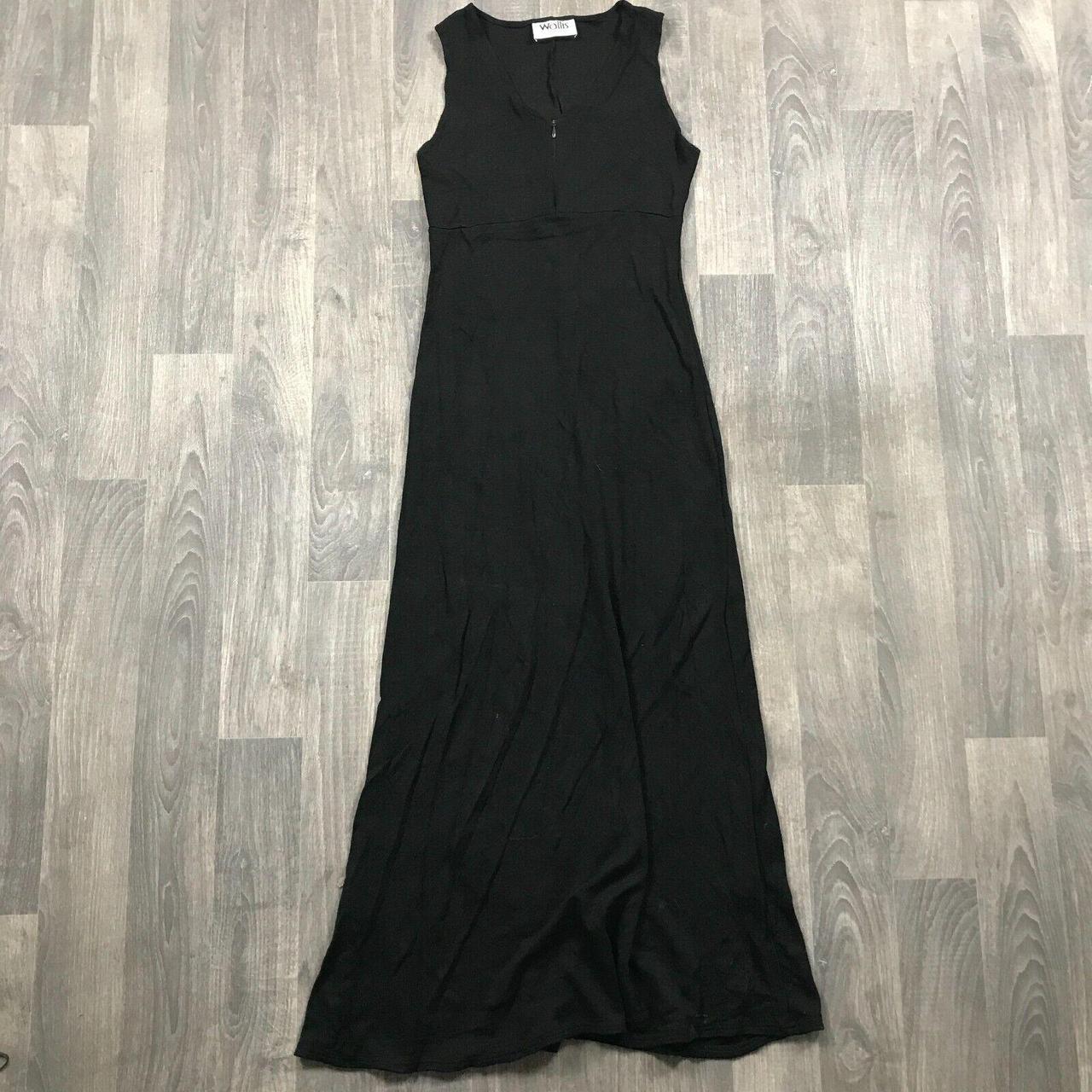 Wallis Women's Black Dress | Depop