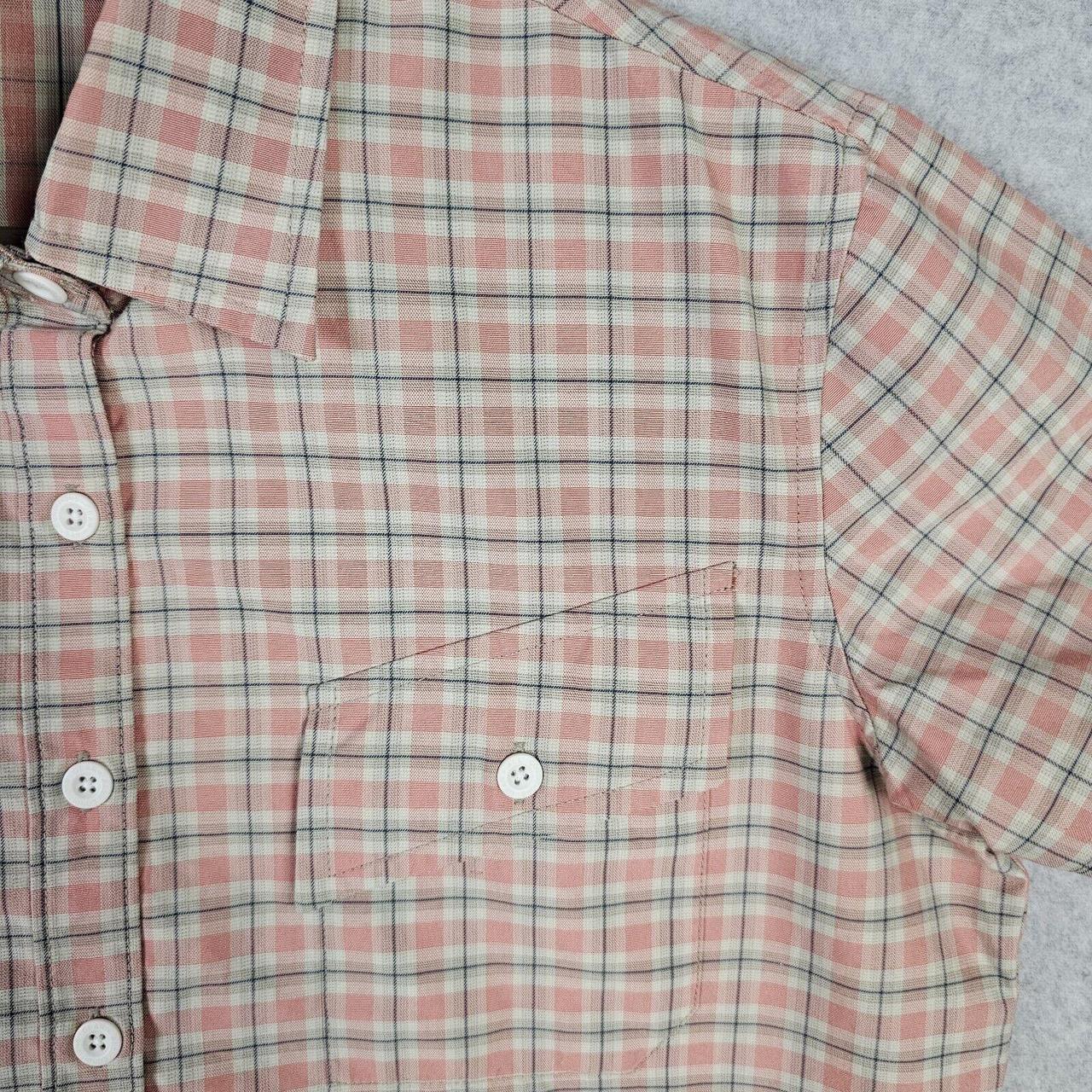 peach nike shirt women's