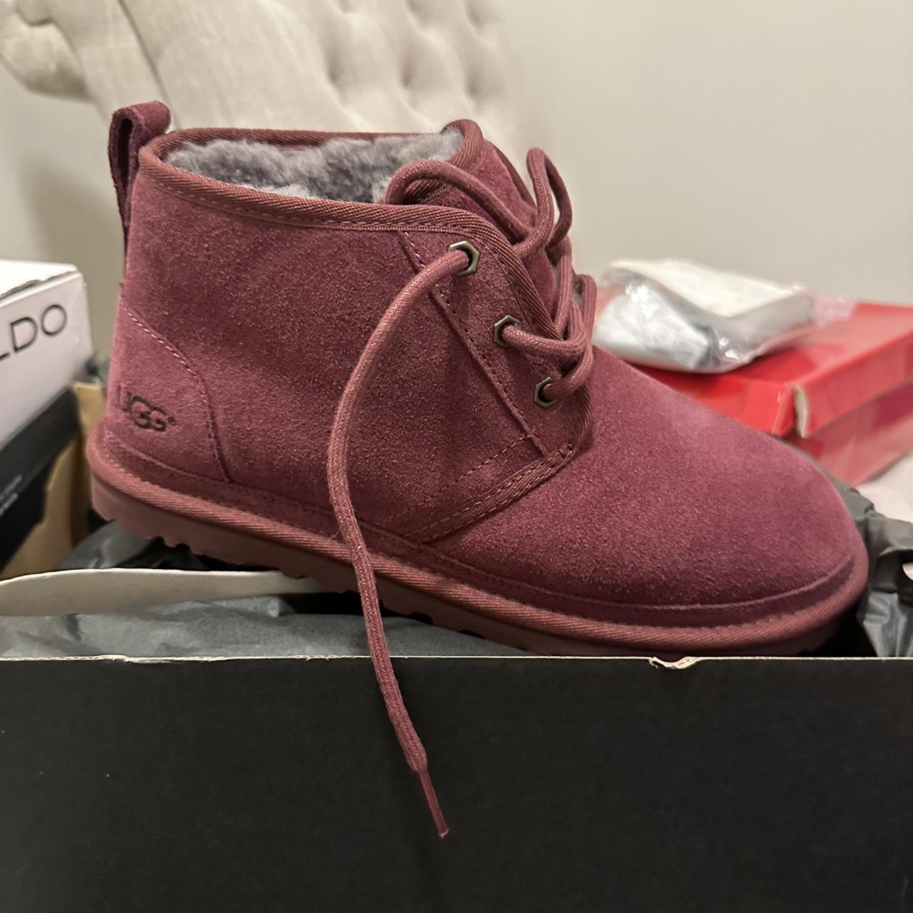 Burgundy deals uggs mens