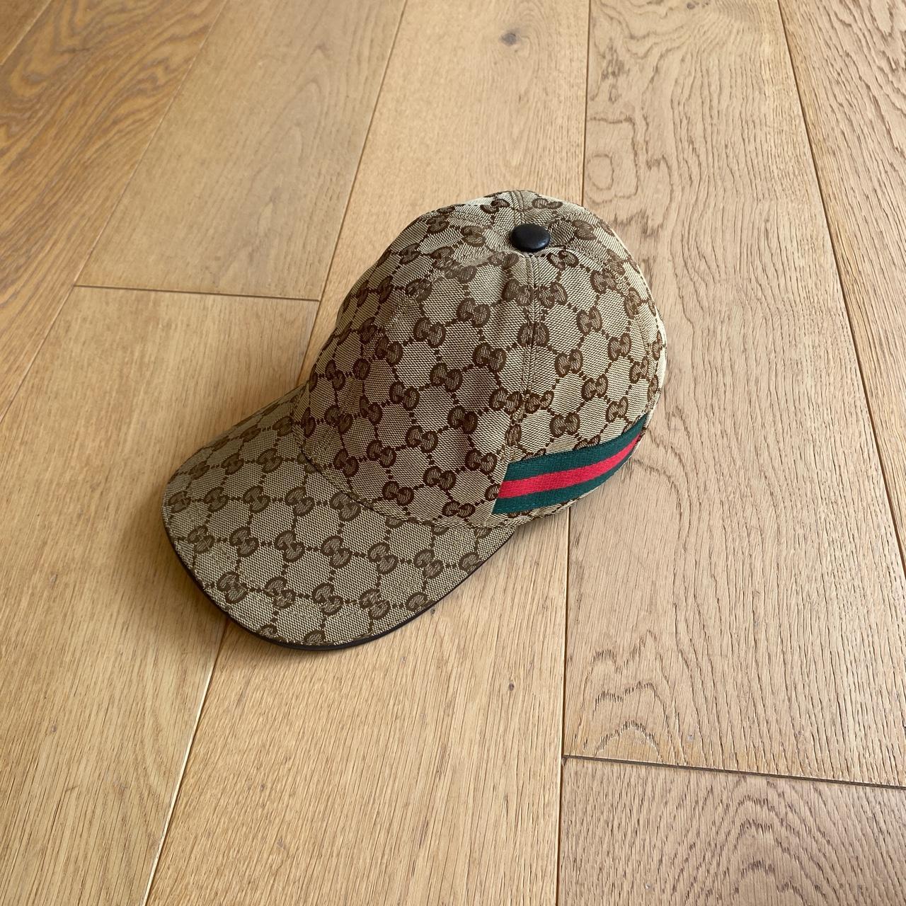 Gucci hat size medium accepting offers - Depop