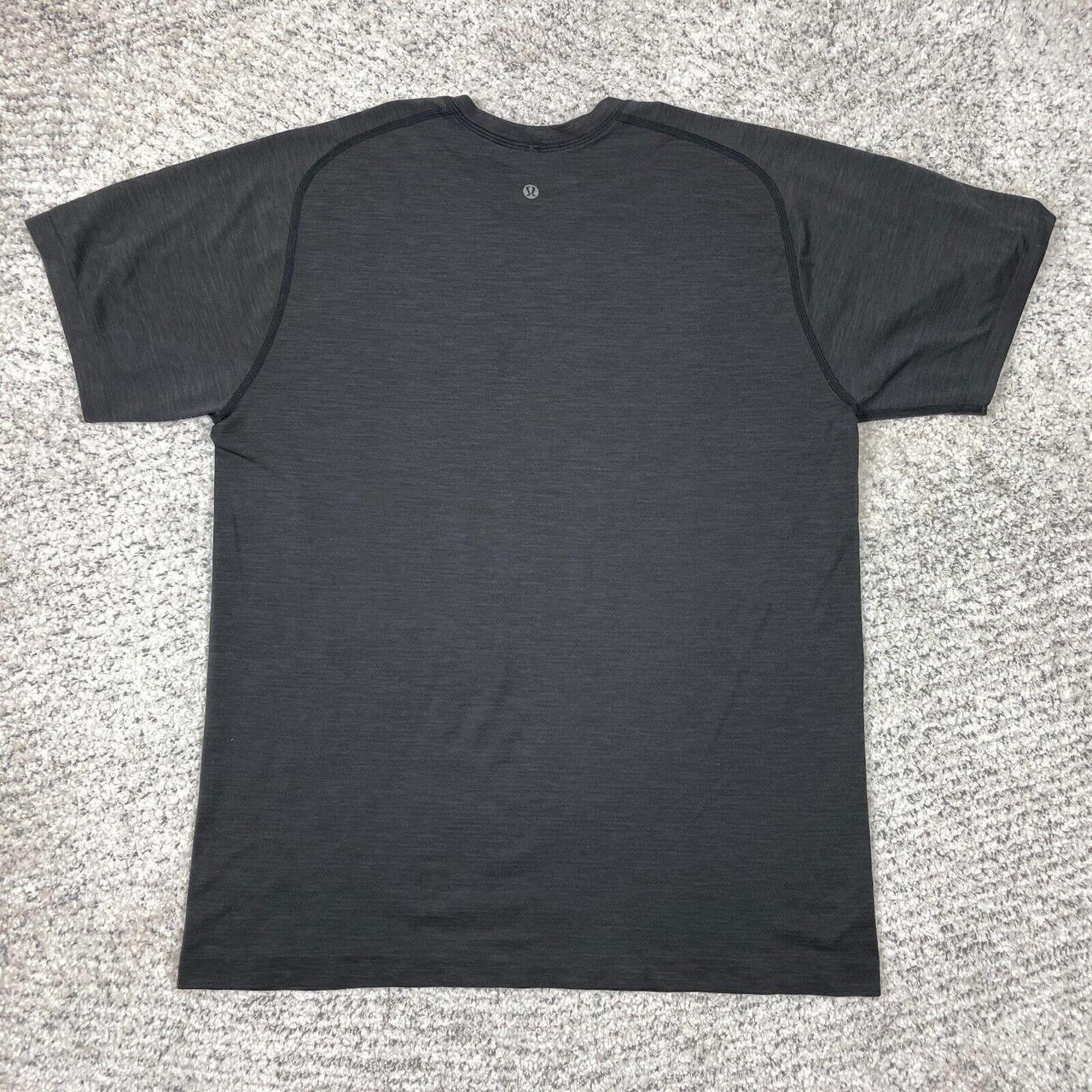 Lululemon Men's Black T-shirt | Depop