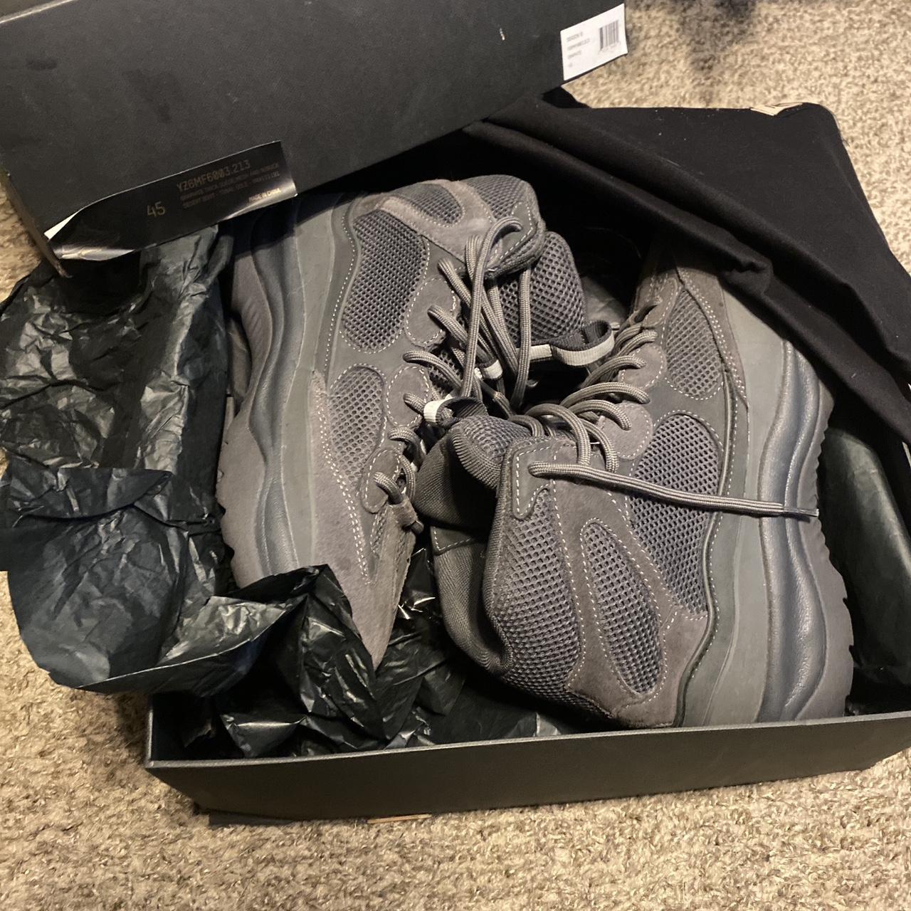 yeezy boot graphite