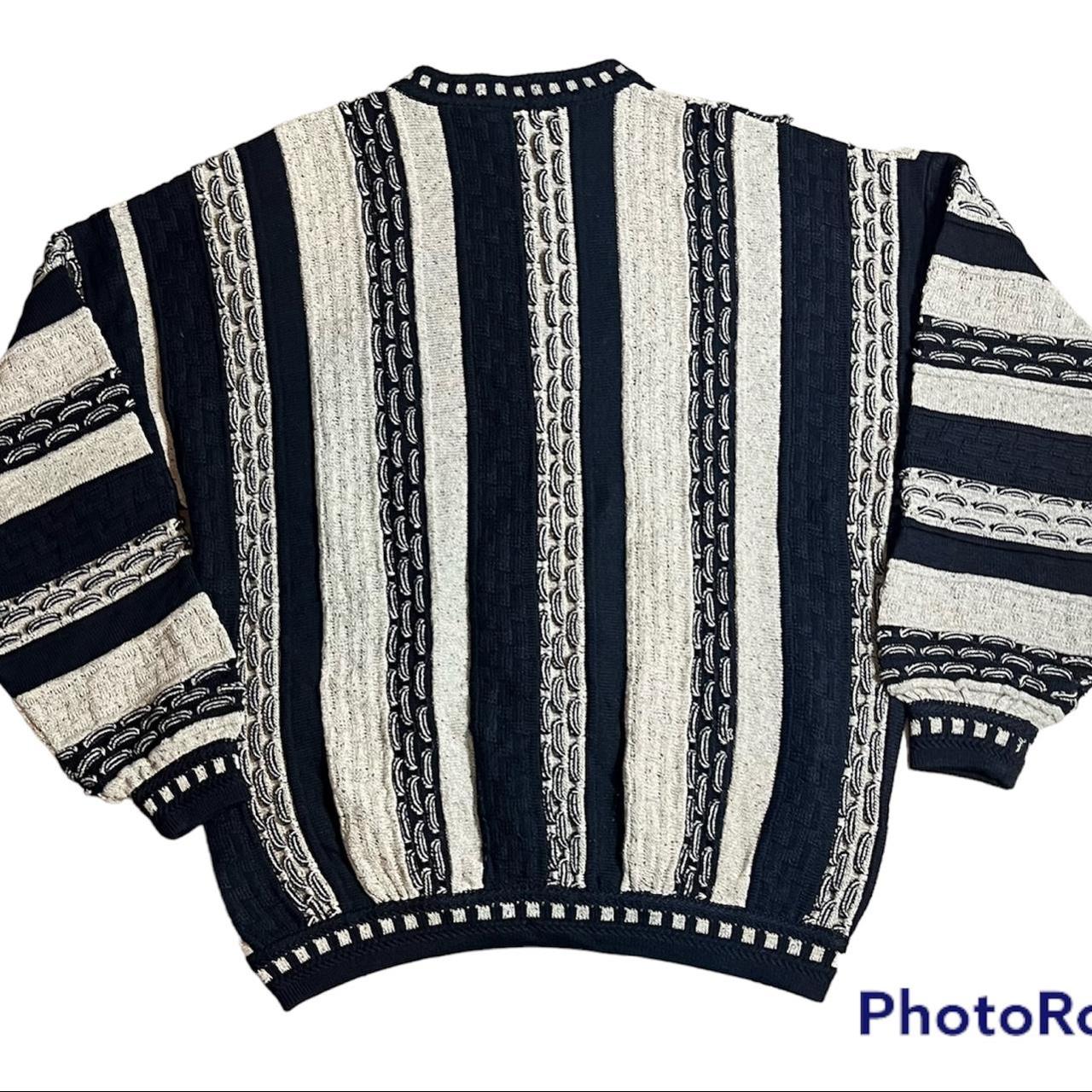 Coogi Men's Black and Cream Jumper (2)
