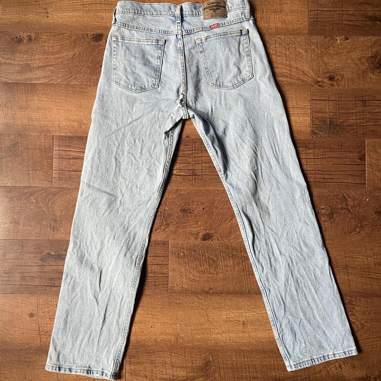 Wrangler Men's White Jeans | Depop