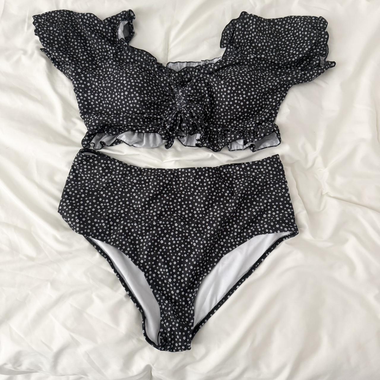 item listed by meganxmxo