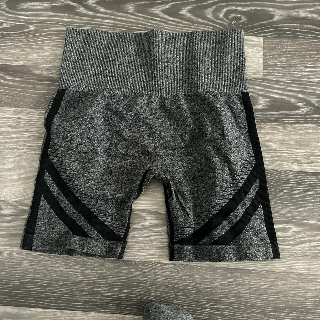 Dark grey gym shorts Medium leg Ribbed bum XS/S Depop