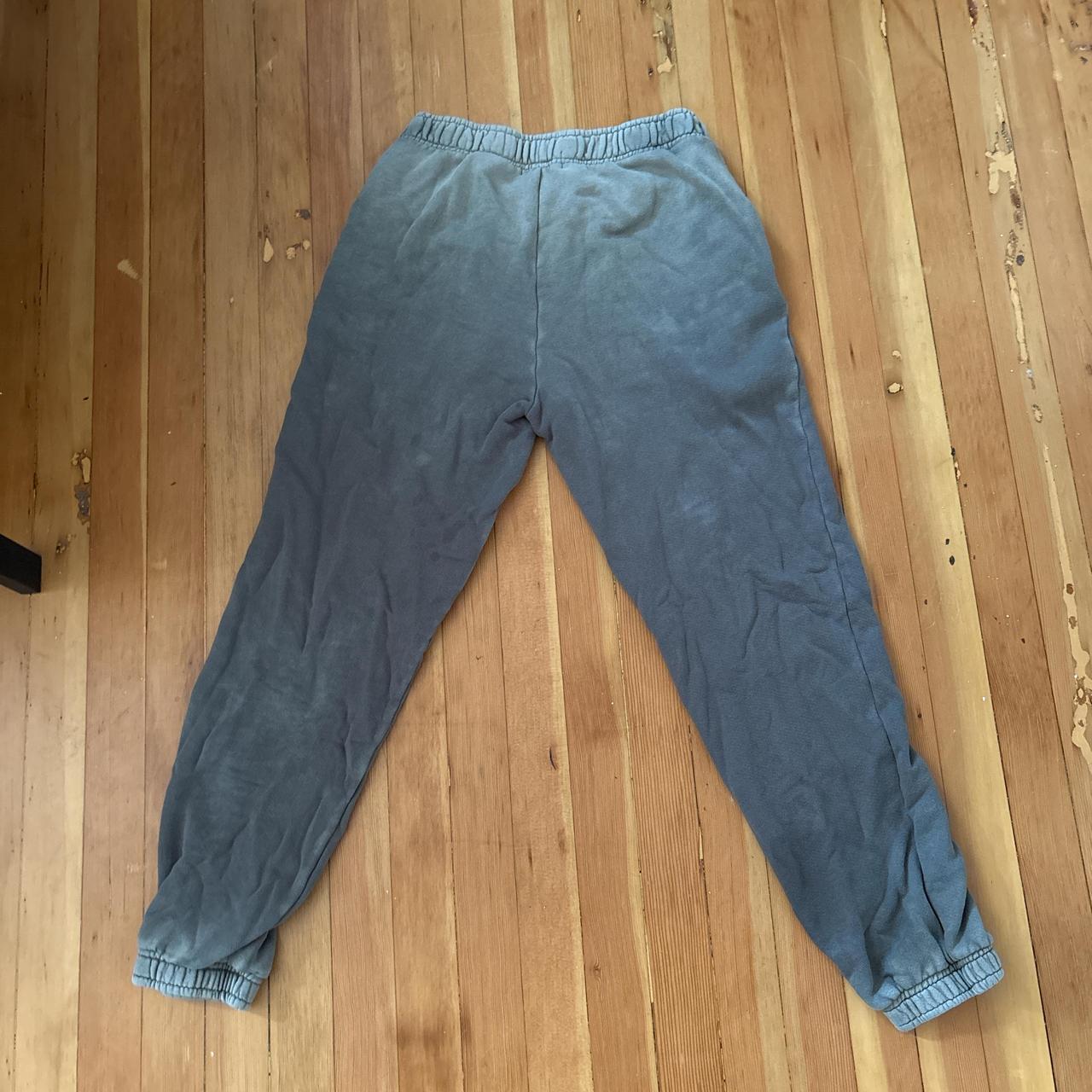item listed by 2generous
