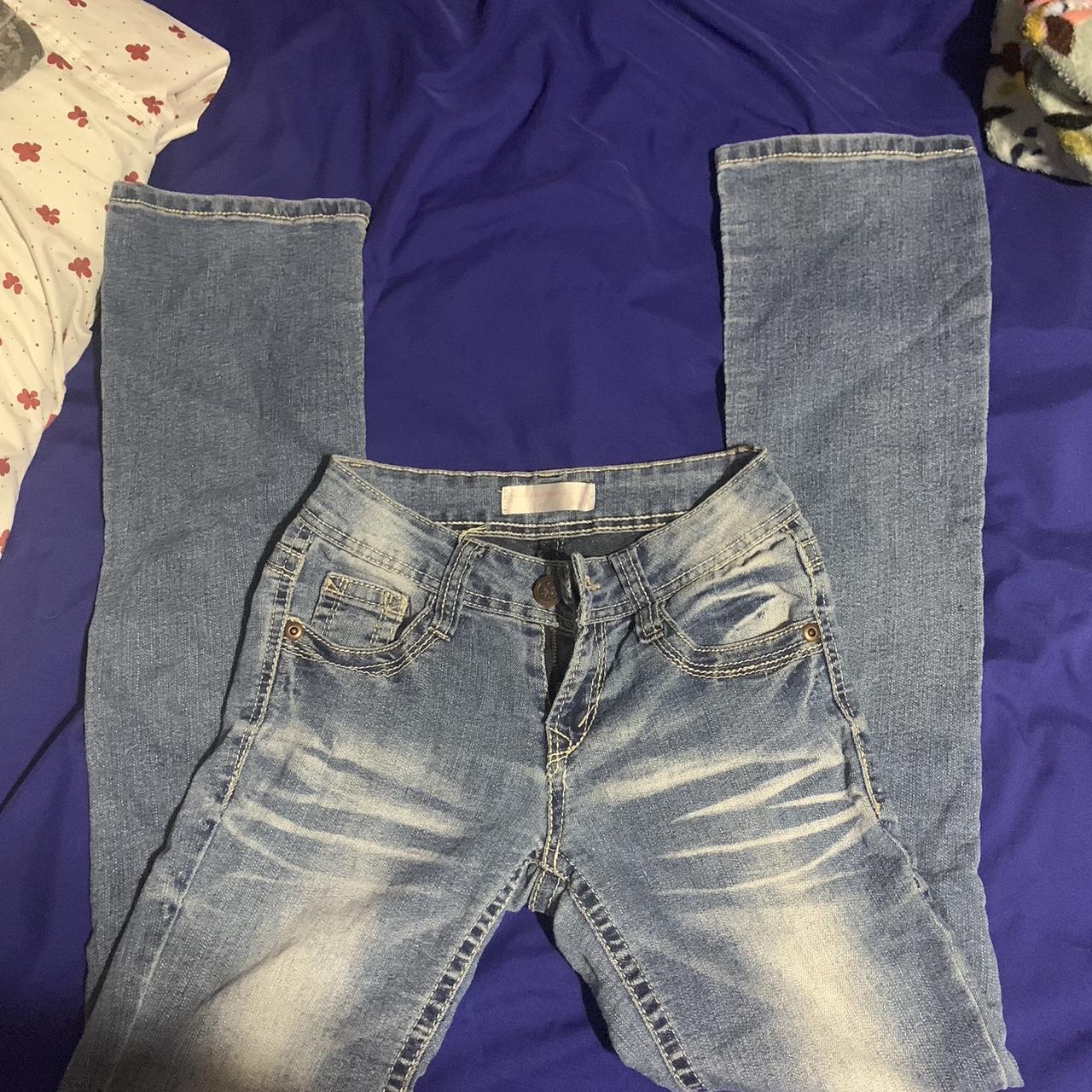 No Boundaries Women's Jeans (2)