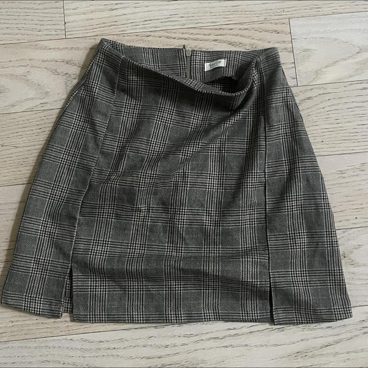 glowny FW 23 Russell plaid mini skirt in brown and... - Depop