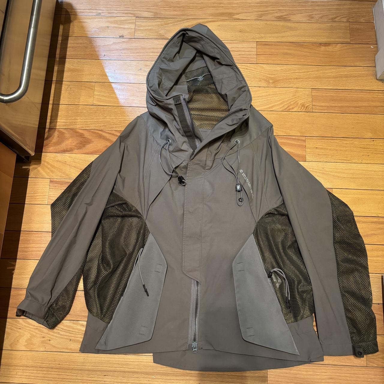 item listed by doublelivessecondchances