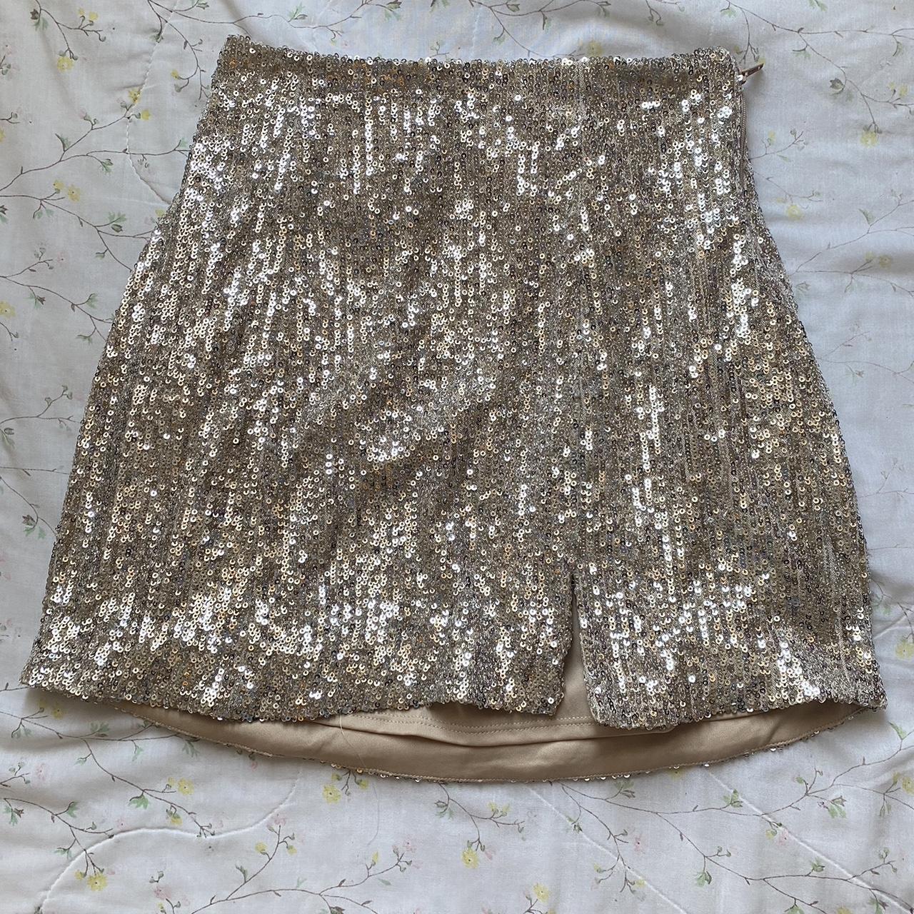 2000s Sequin Skirt *:･ﾟ * • Comfortable and Great... - Depop