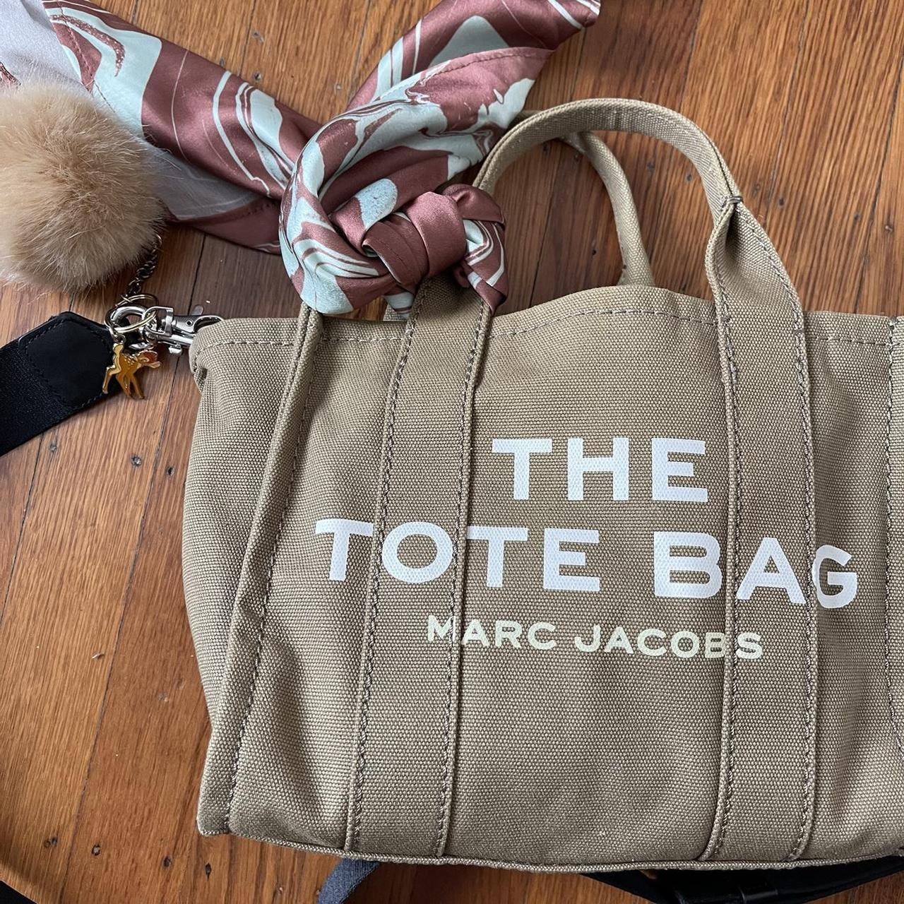 Marc Jacobs Women's Khaki Bag Depop