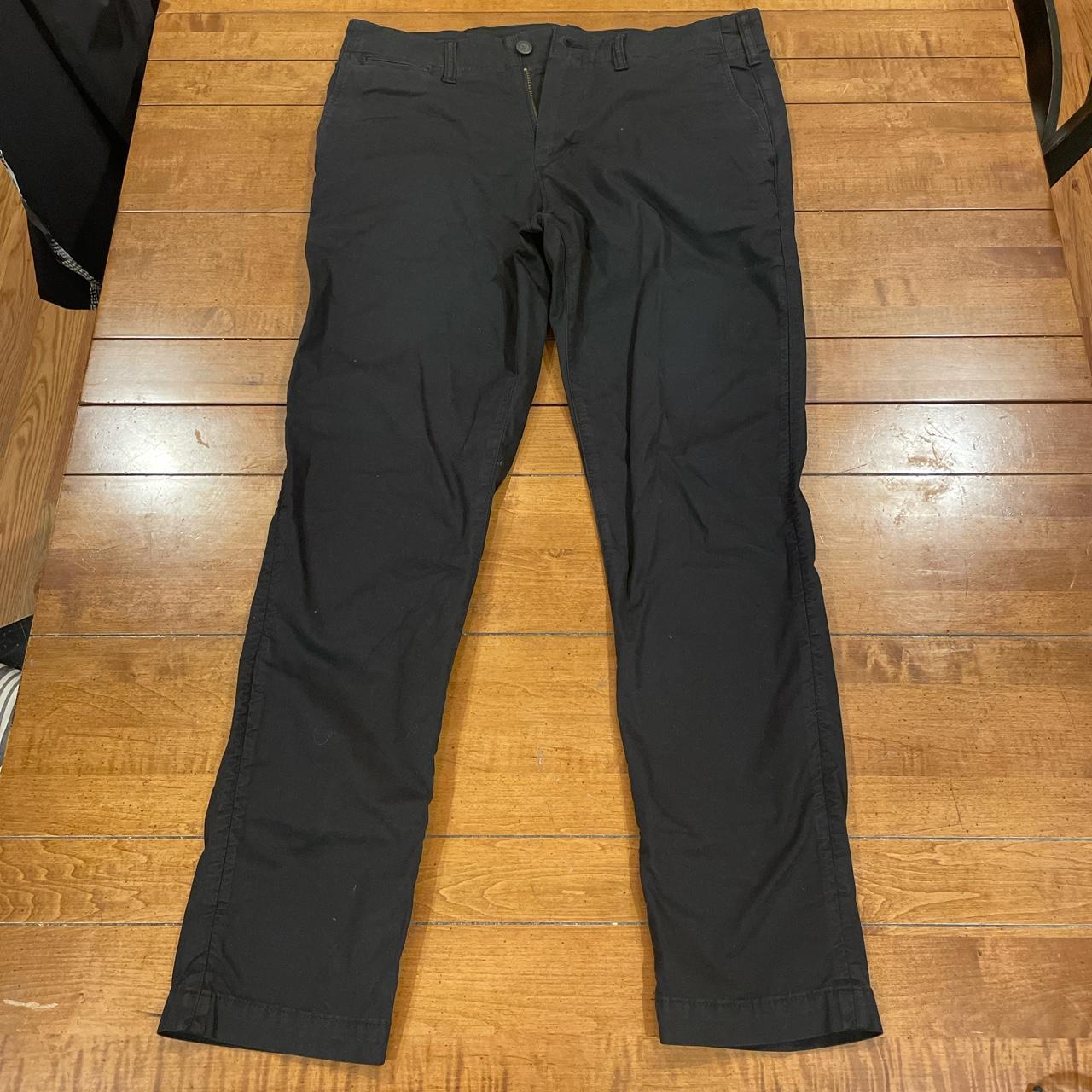 American eagle 2024 black khakis