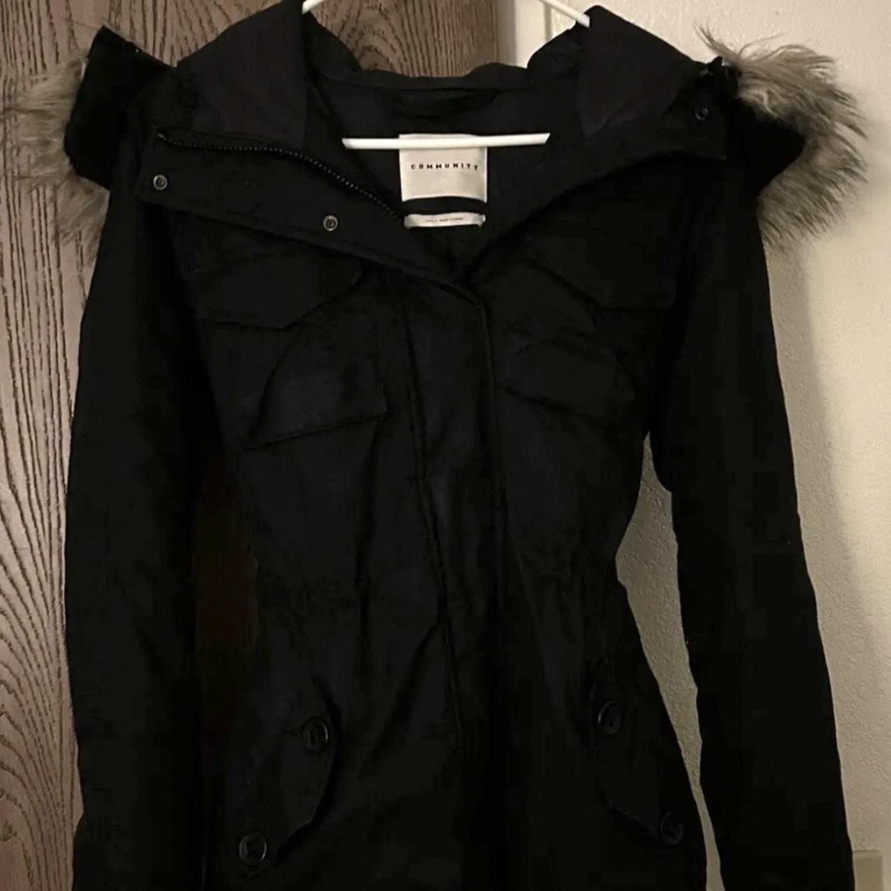 On hold Aritzia community paradigm parka XXS,