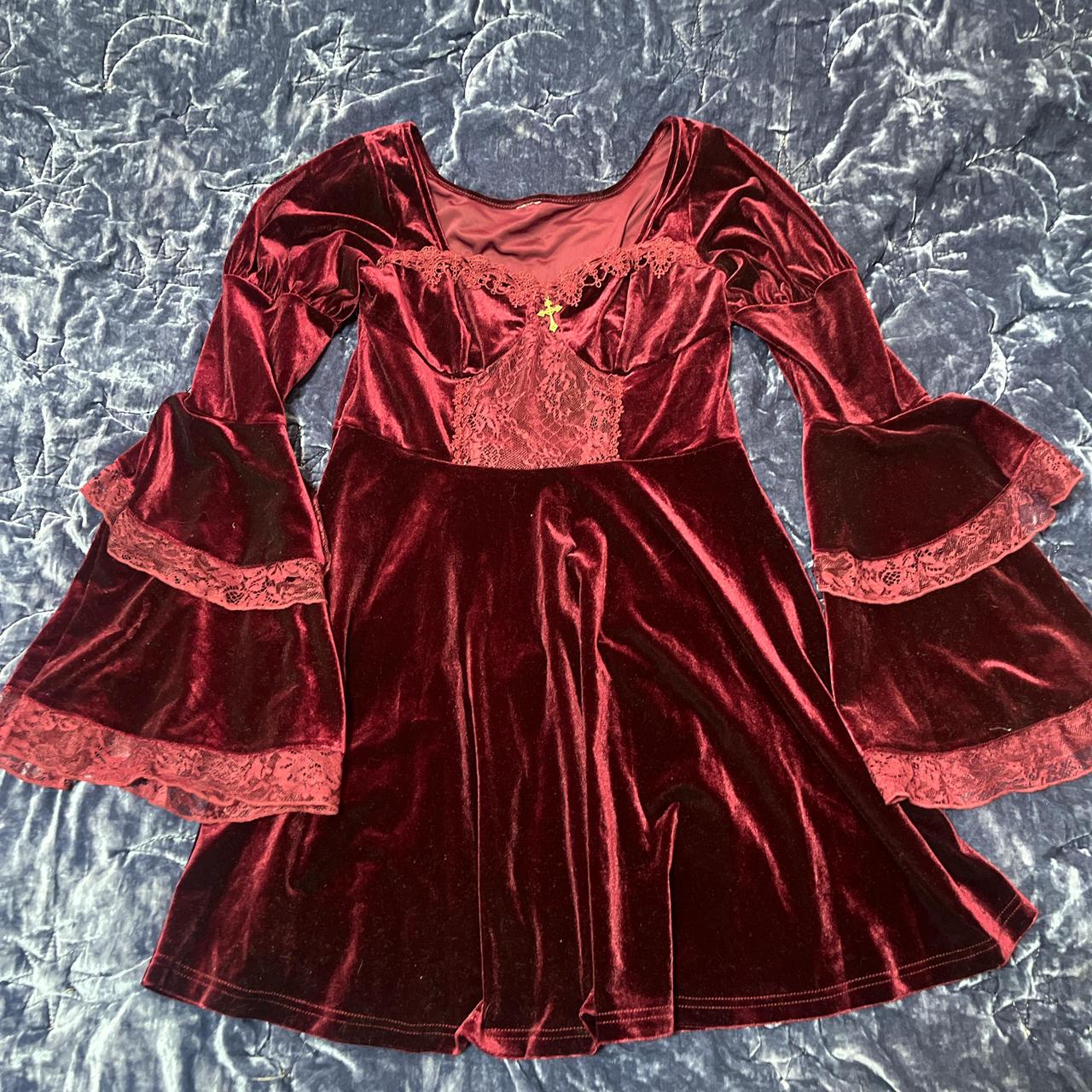item listed by glitterfruitrainbow