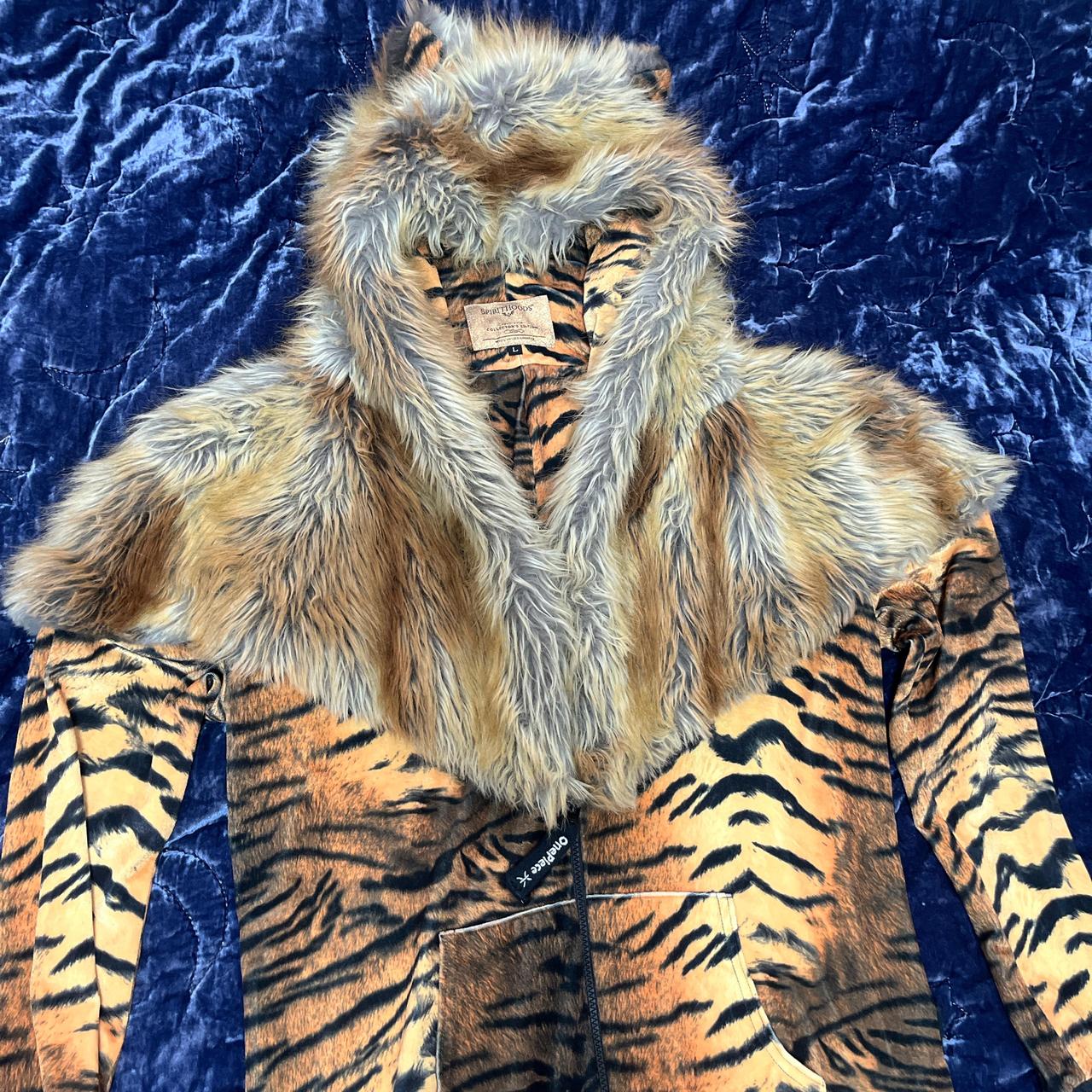 item listed by glitterfruitrainbow