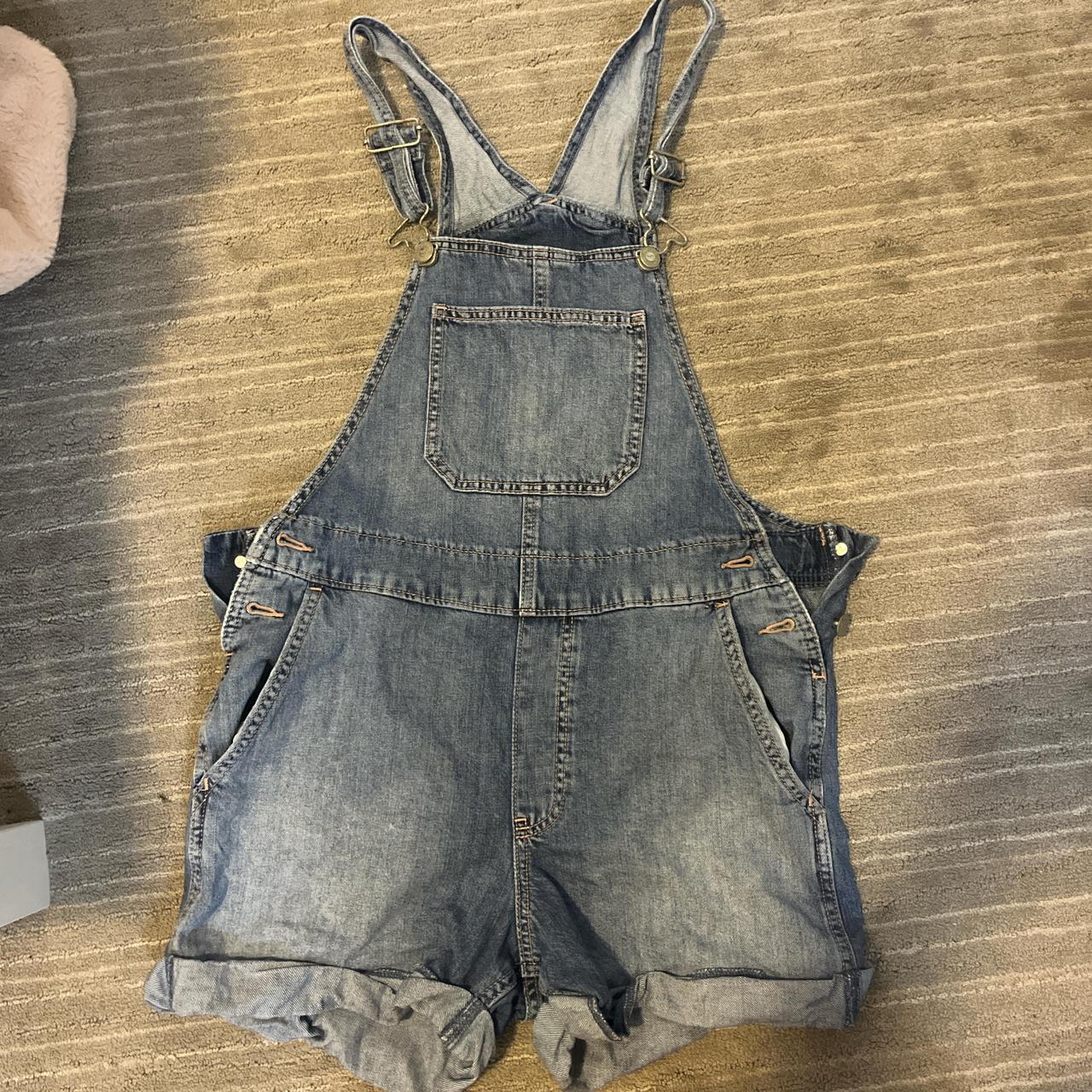 Hollister Short-Overalls good