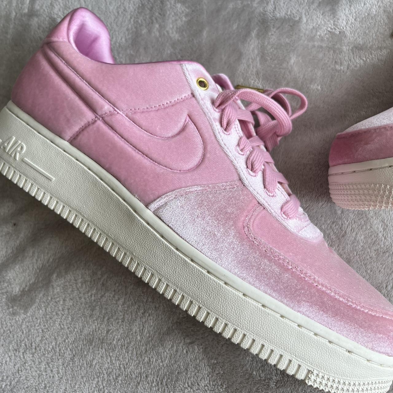 velour pink air force