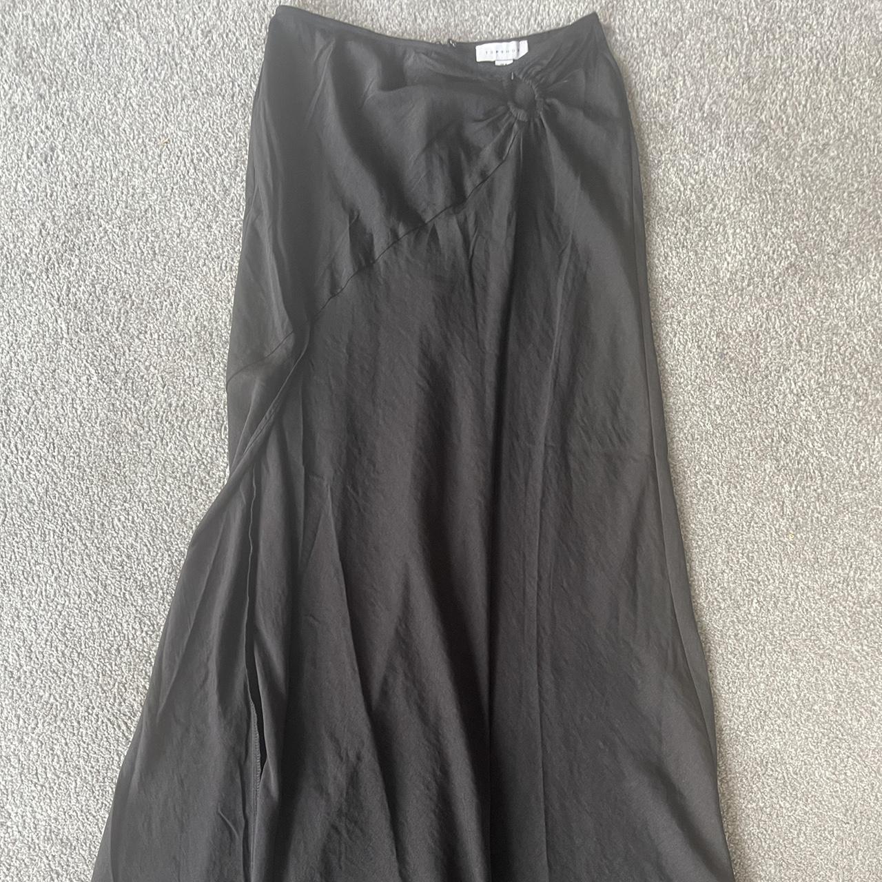 Topshop Women's Black Skirt | Depop