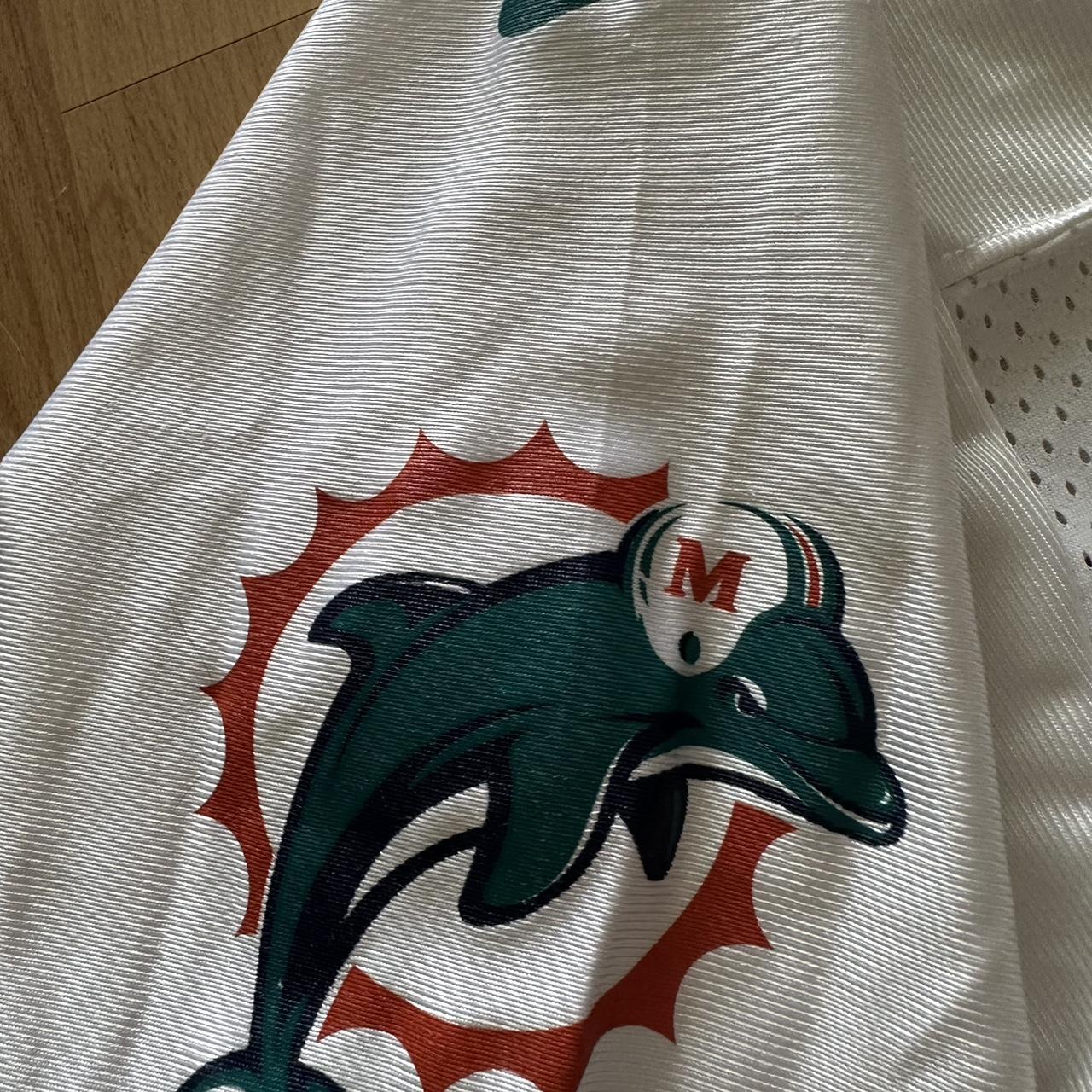 Vintage 90s Dan Marino #13 Miami Dolphins Graphic V - Depop