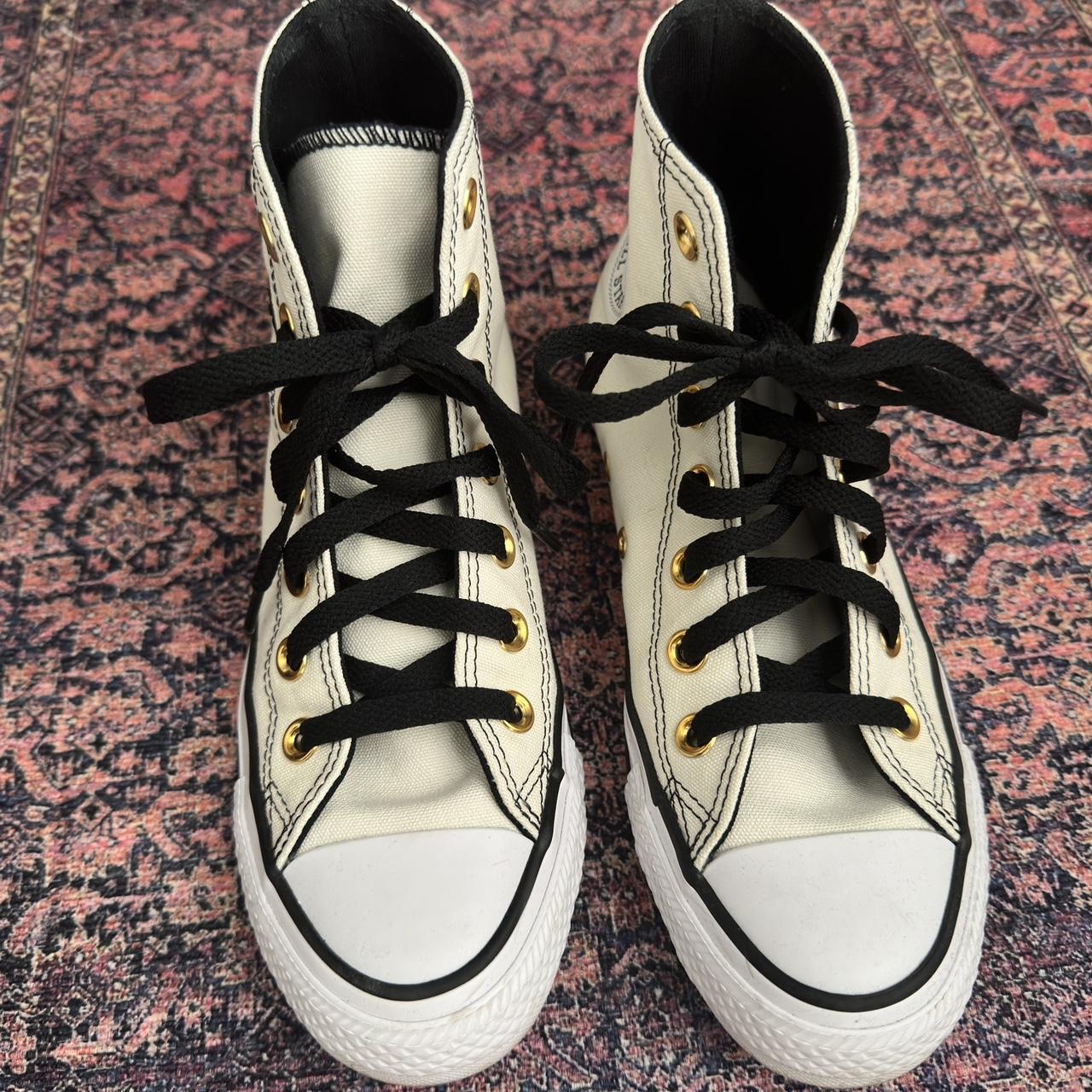 Converse with gold eyelets best sale