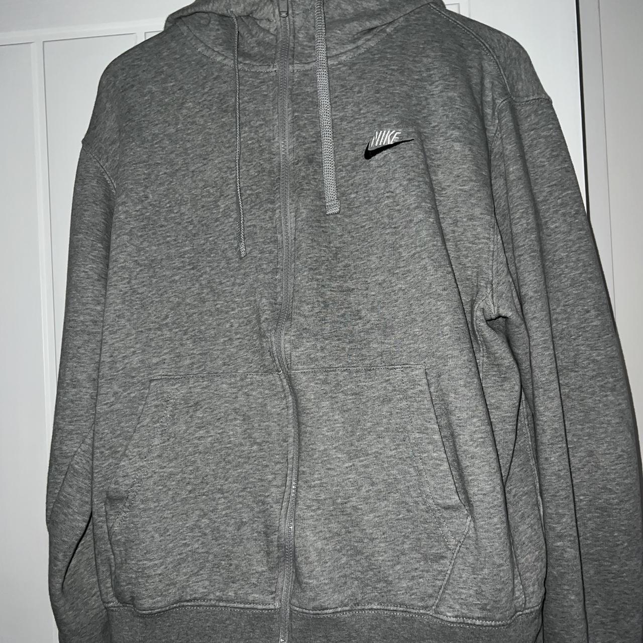 grey nike track suit