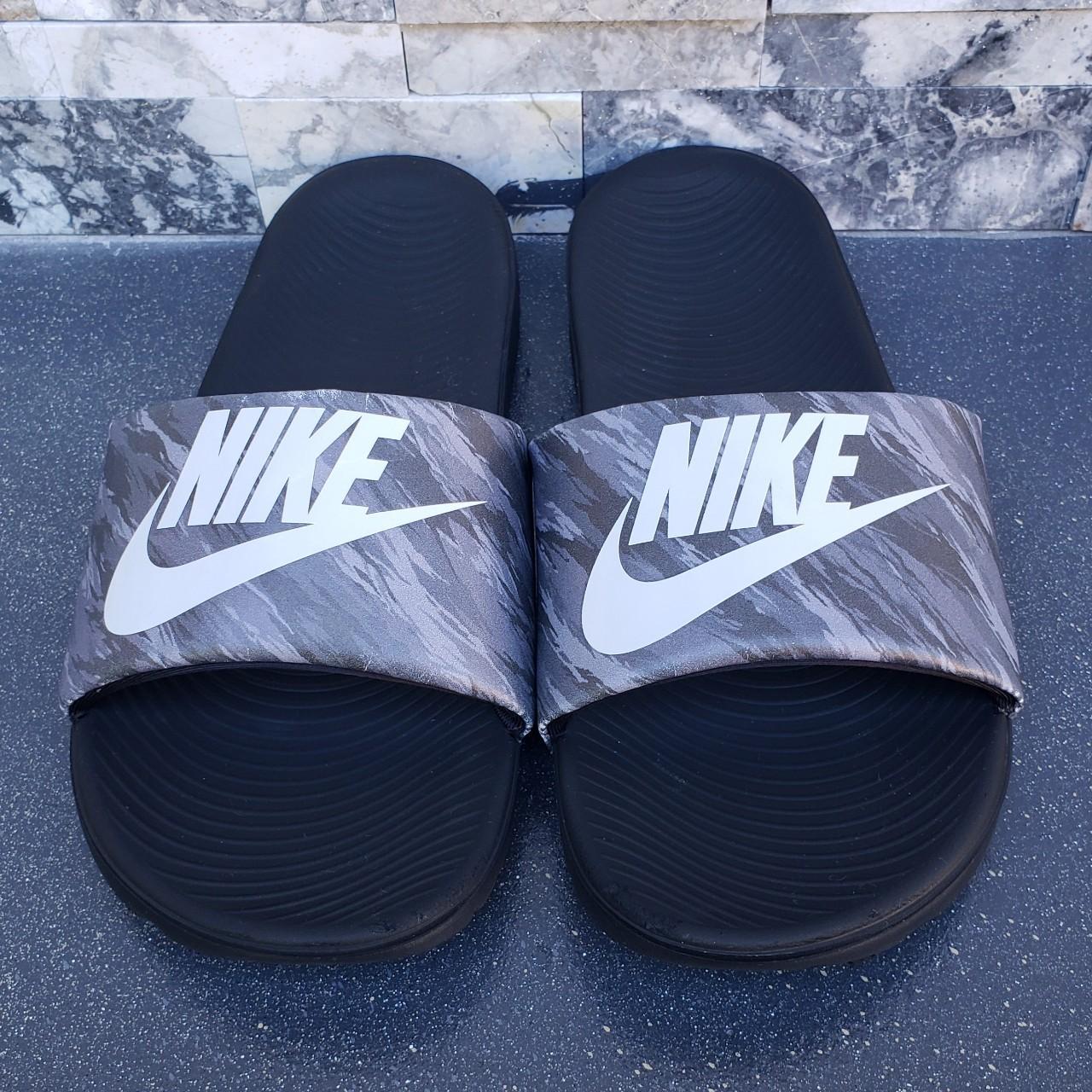 Nike camo outlet sandals