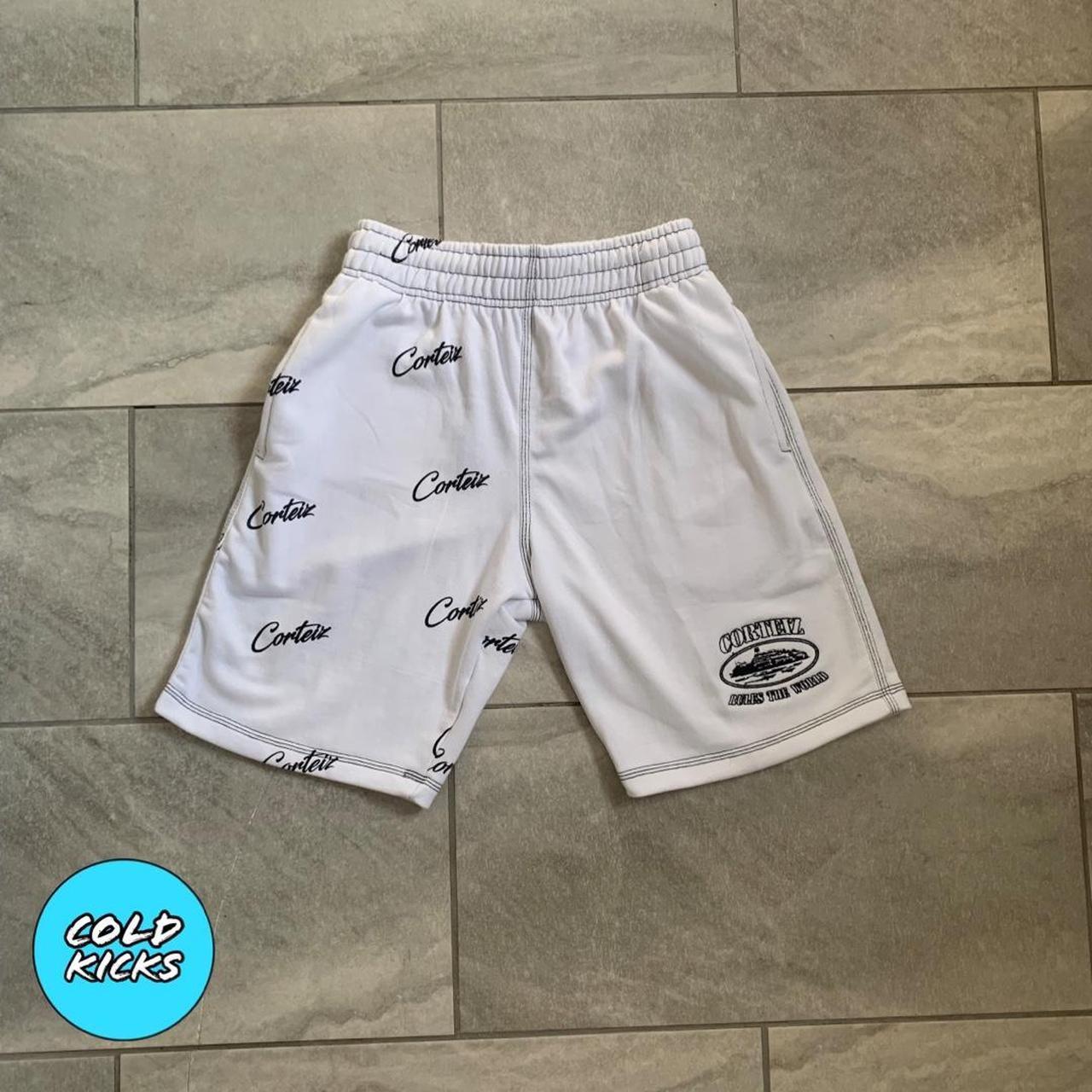 Corteiz Men's White and Black Shorts | Depop