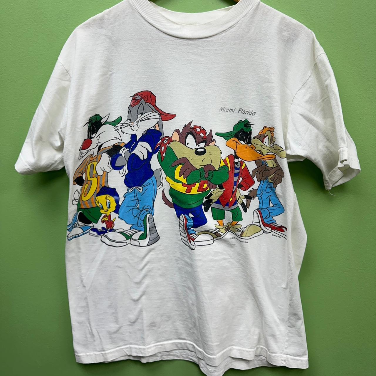 1993 Looney Tunes Character Tee Size: Large/XL... - Depop