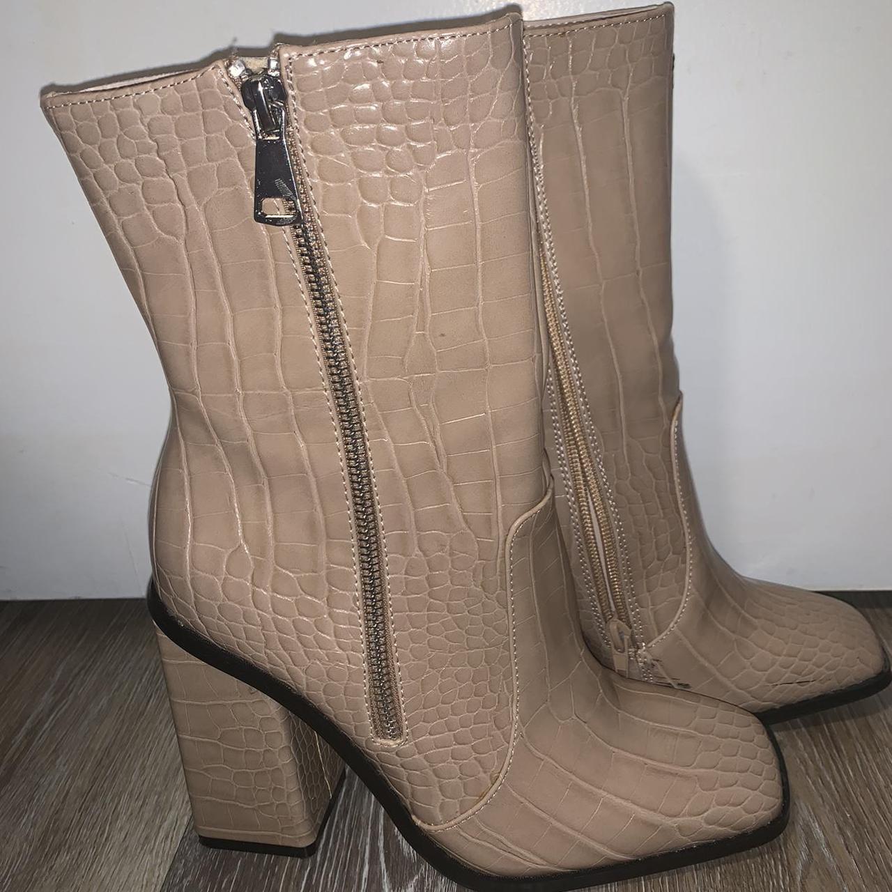 Beige hot sale snakeskin boots