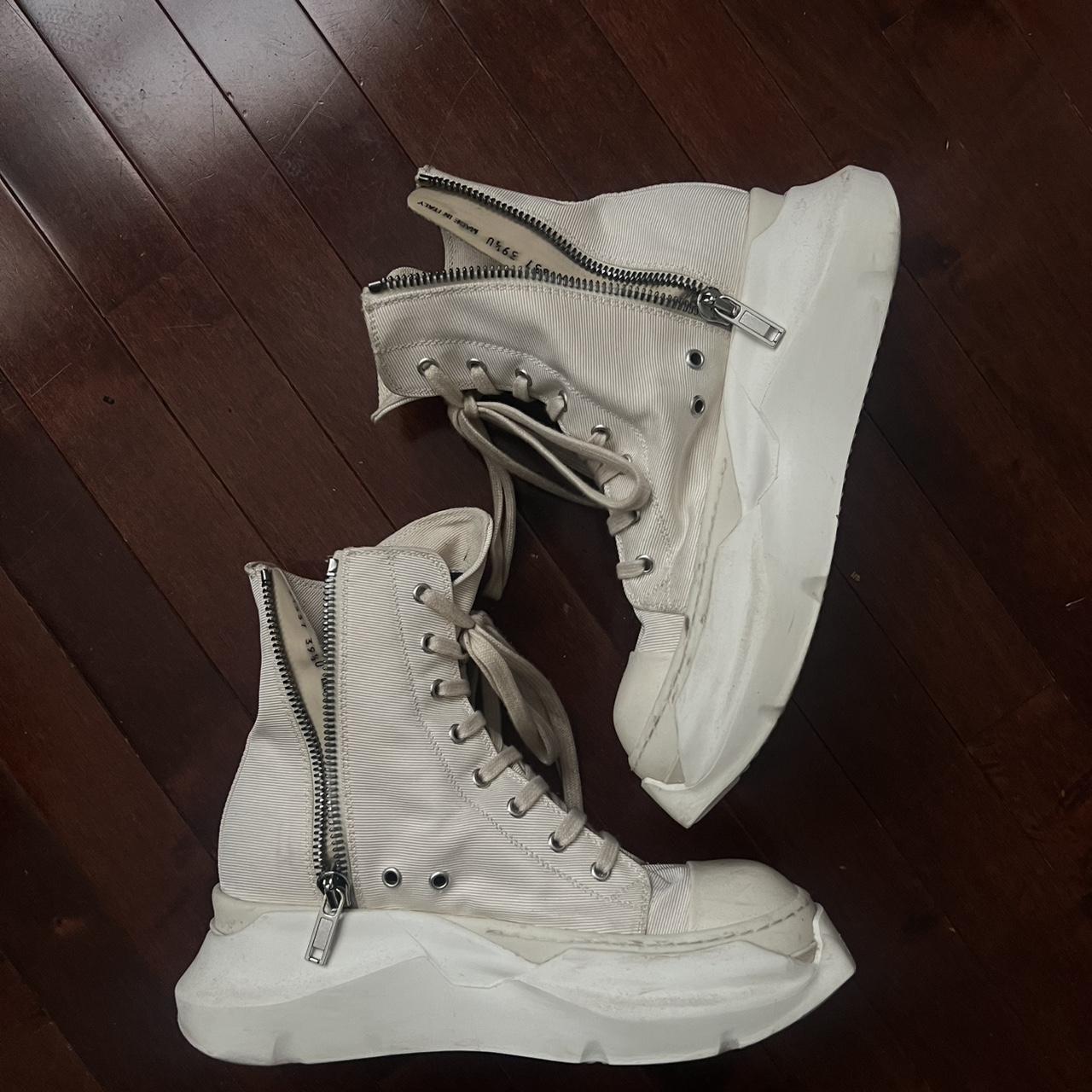 Rick Owens Women\'s White and Cream Trainers