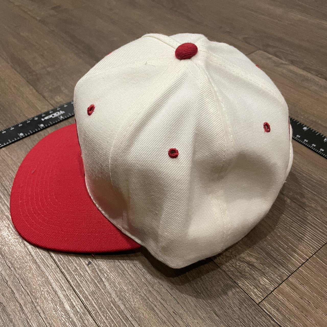 Vintage New Era “Cincinnati Reds“ SnapBack Hat (Sz. - Depop