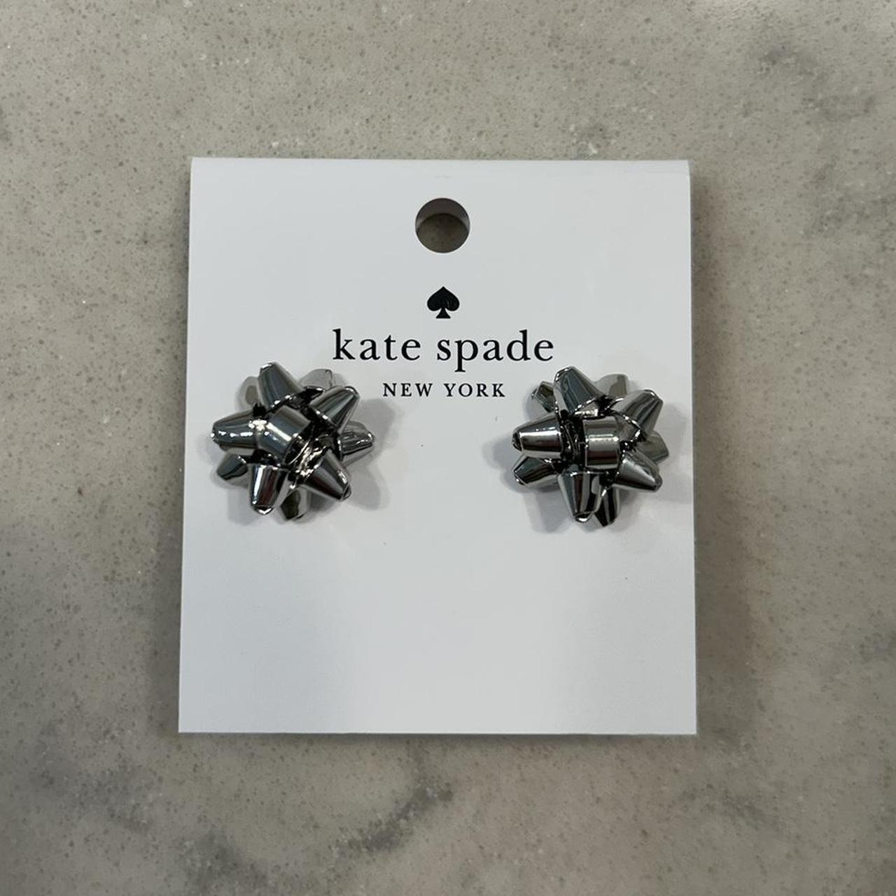 Kate spade silver bow on sale earrings