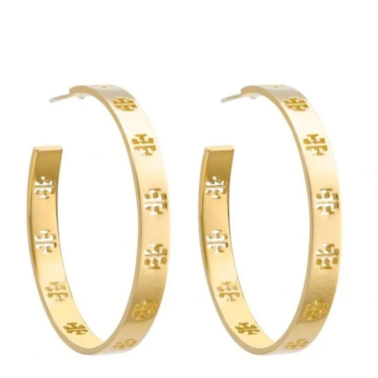 item listed by poshinit
