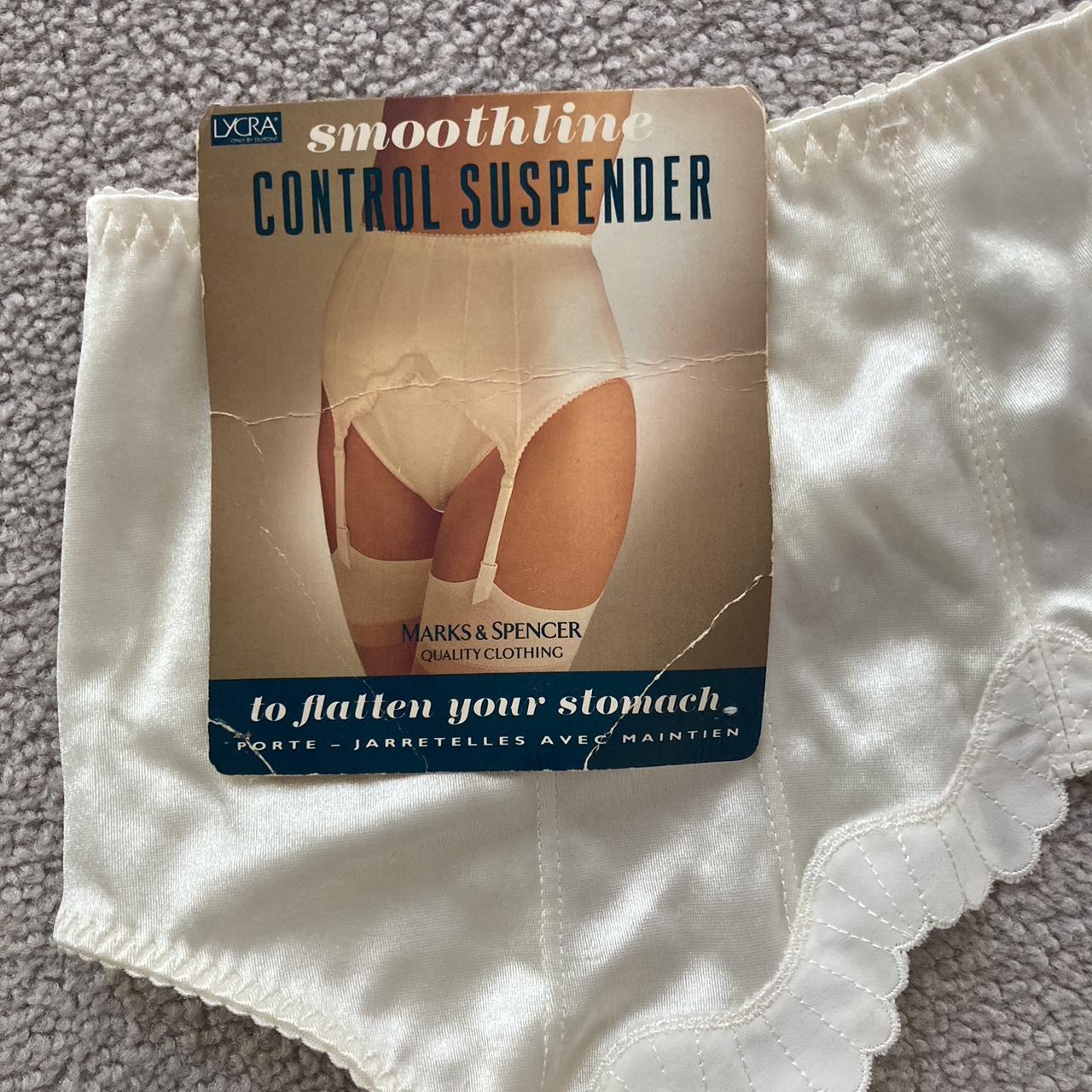Women's Cream Underwear Depop