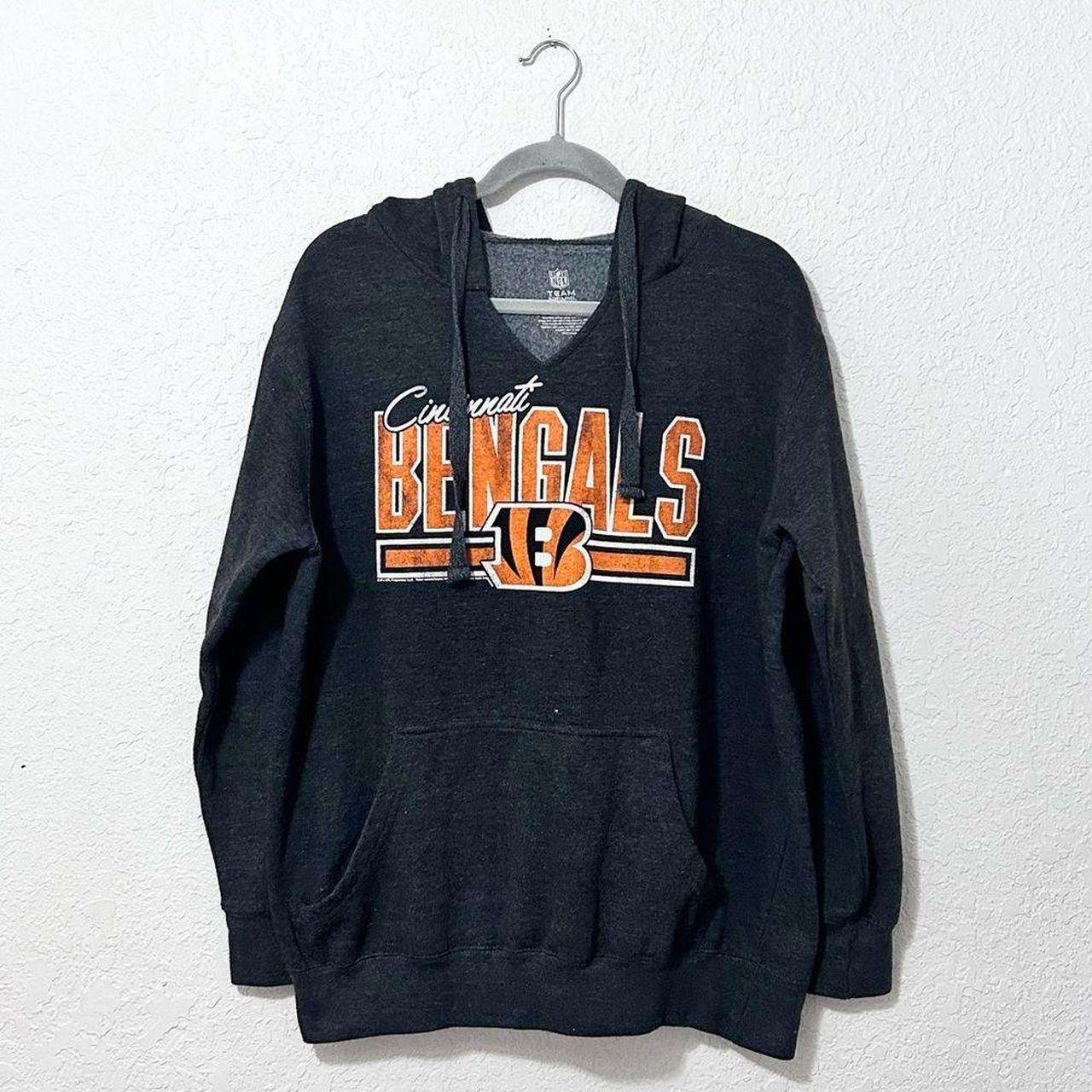 Cincinnati Bengals NFL Team hoodie Size: XL *** V - Depop