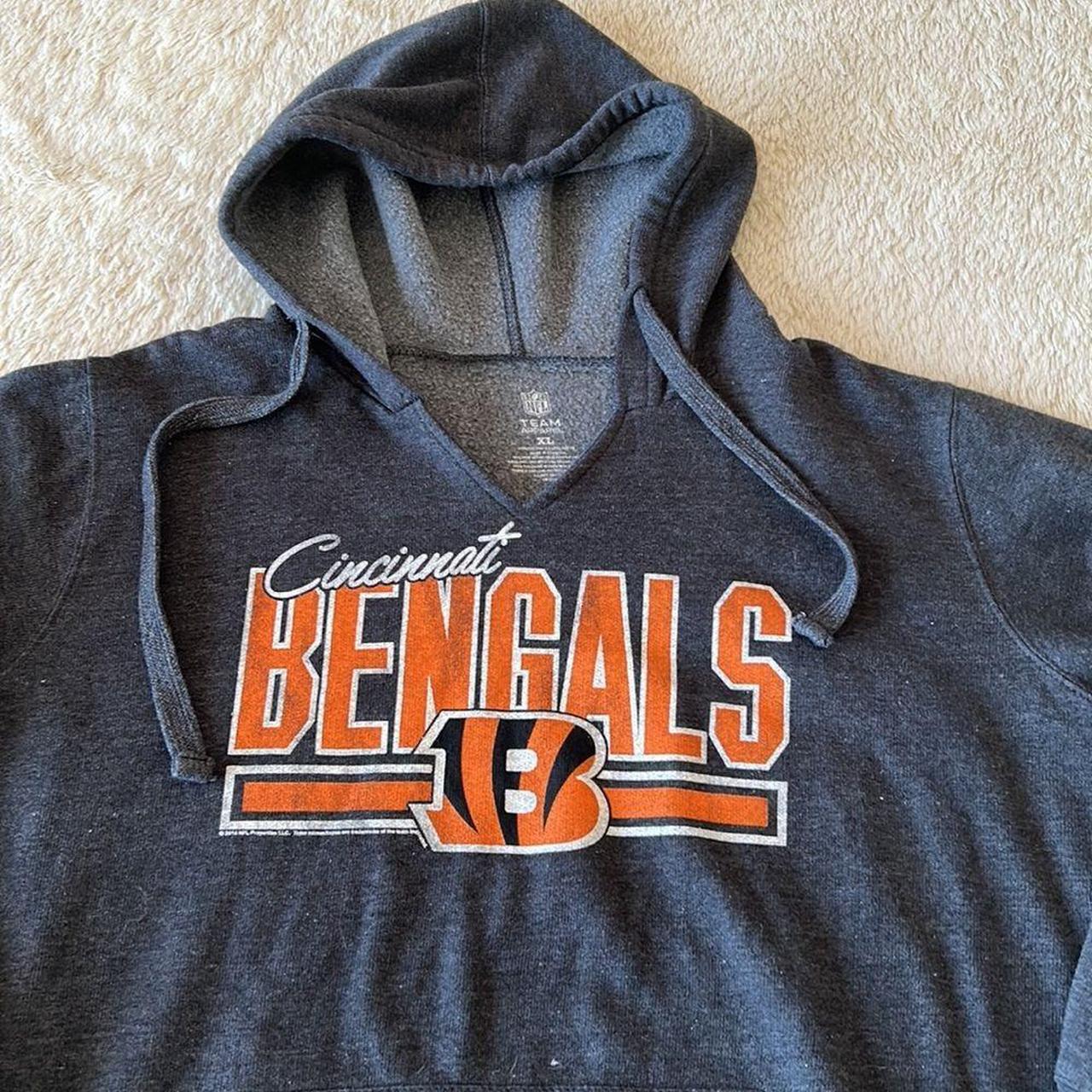 Cincinnati Bengals NFL Team hoodie Size: XL *** V - Depop