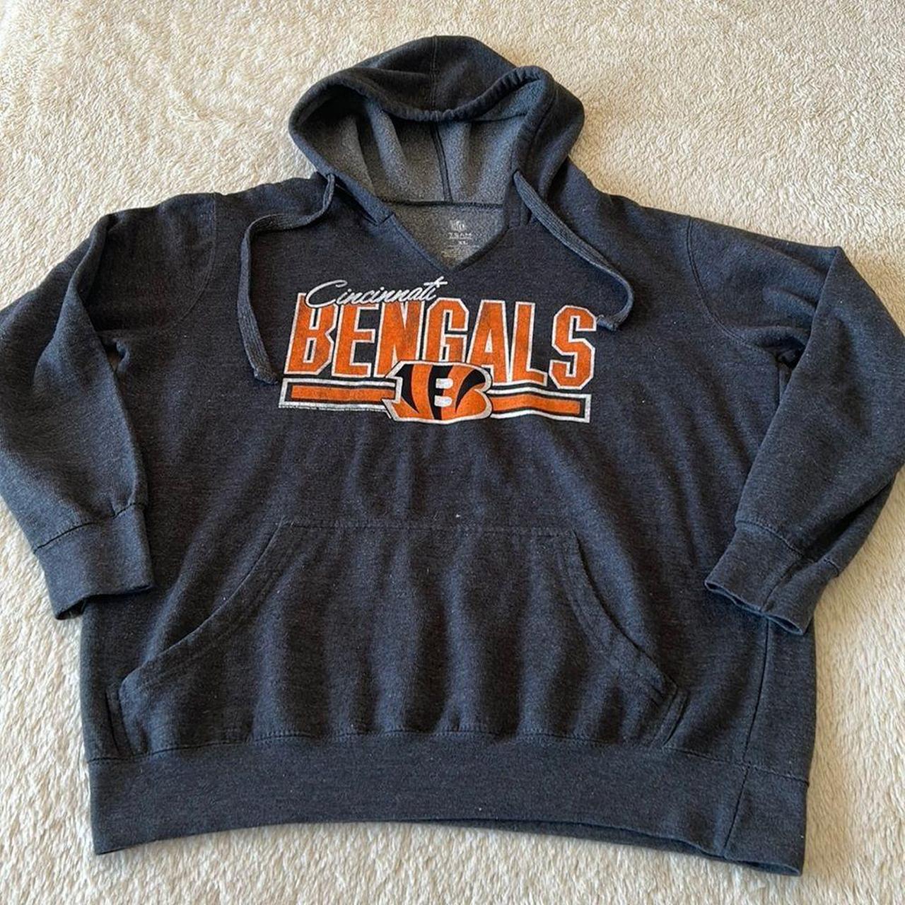 Cincinnati Bengals sweatshirt NFL team apparel Who - Depop