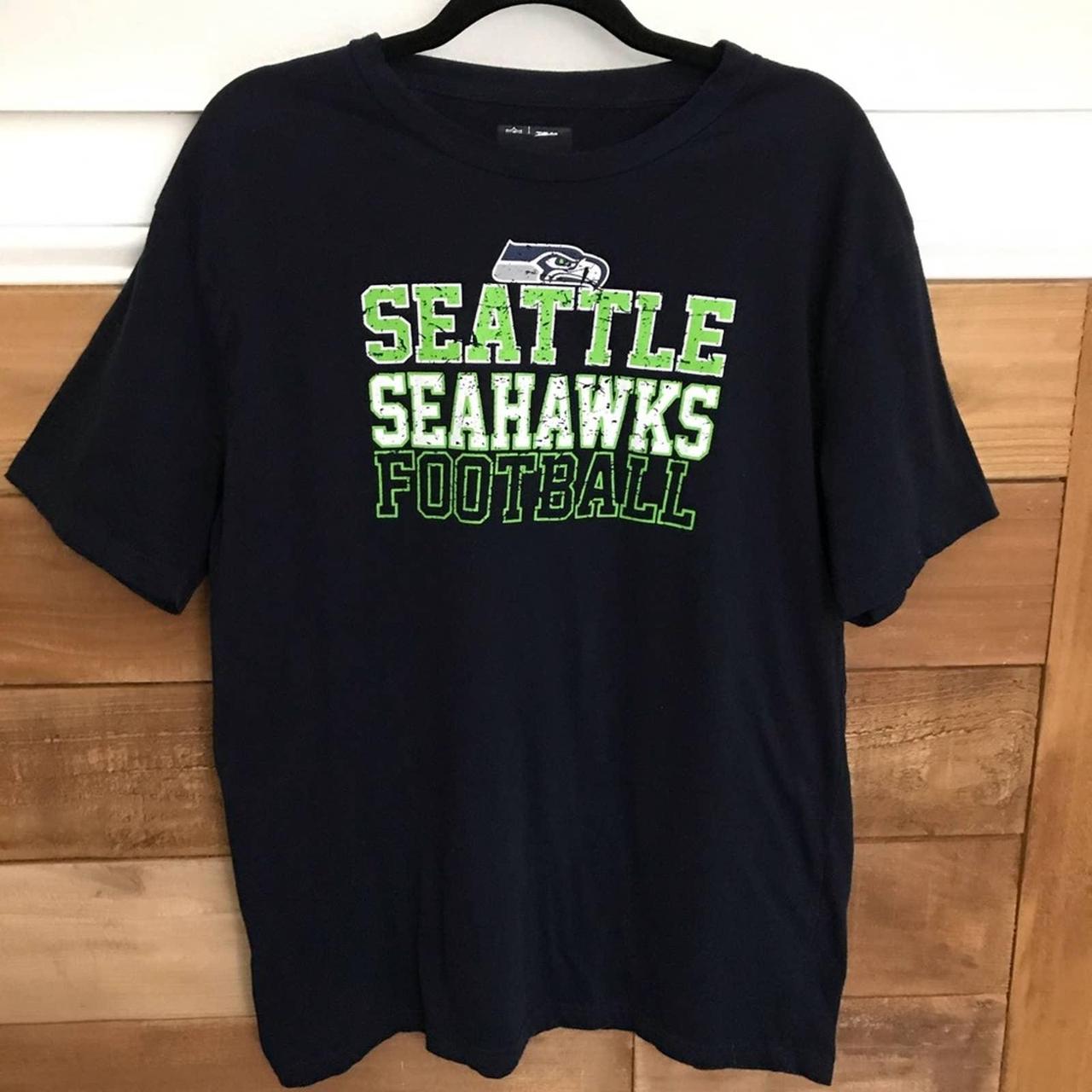 Seattle Seahawks Graphic Tee Size: M Pit to pit: - Depop