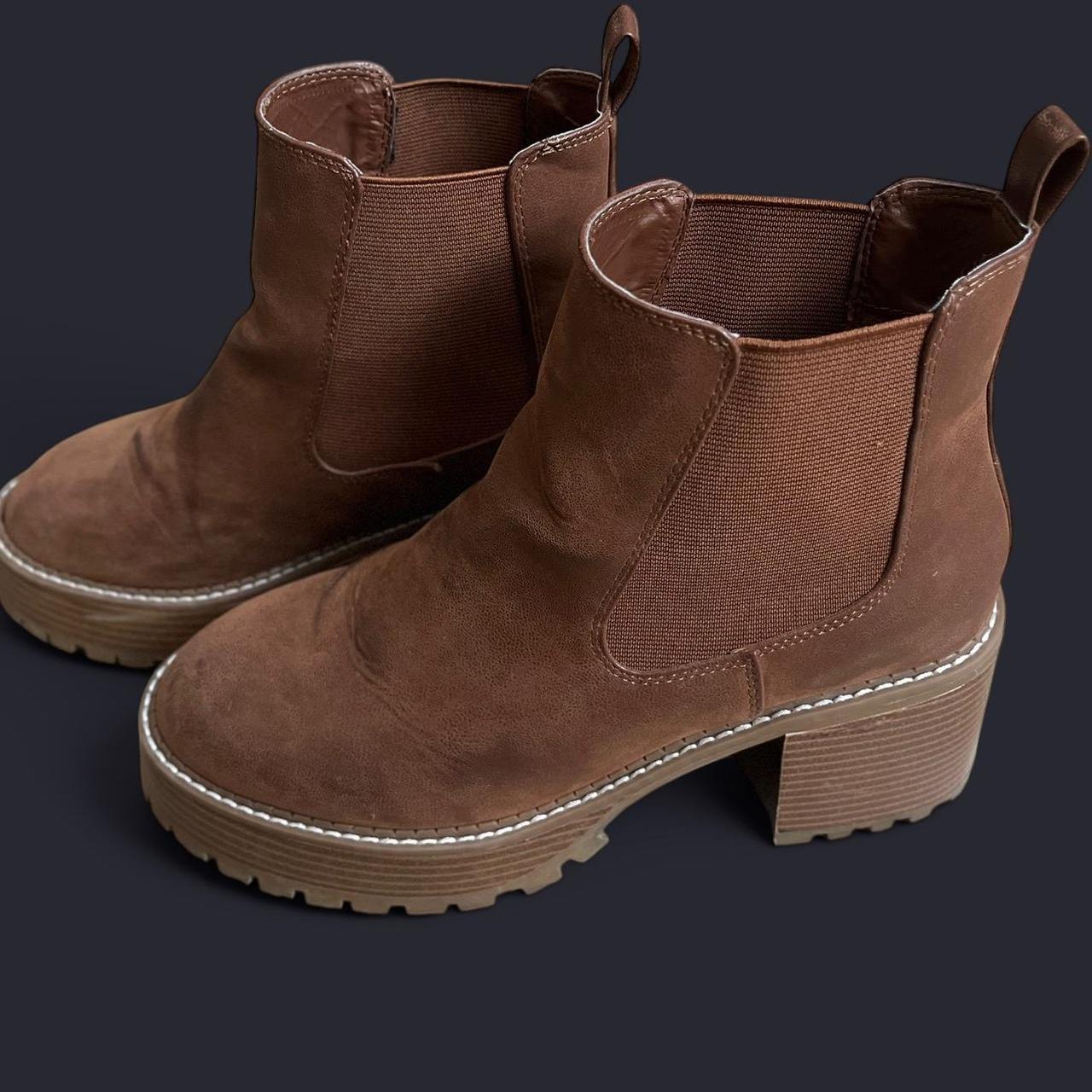 item listed by makenamojas
