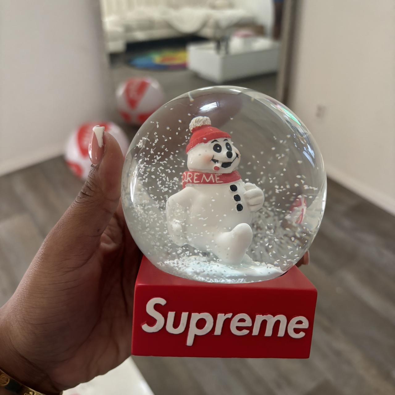 Supreme snow-globe - Depop