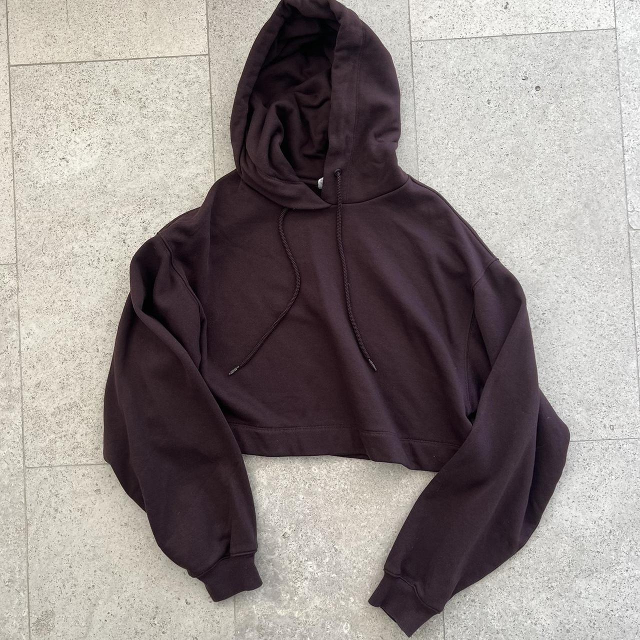 Alo Cherry Cola Cropped Hoodie - XS Never been worn - Depop