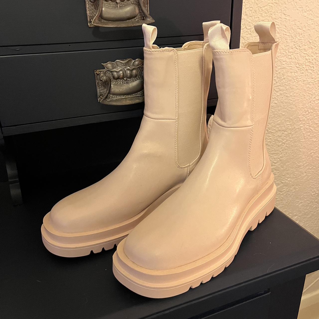 novo tan boots