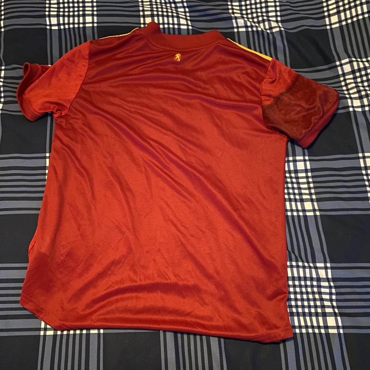Spanish football shirt size age 12-14 kids UK - Depop