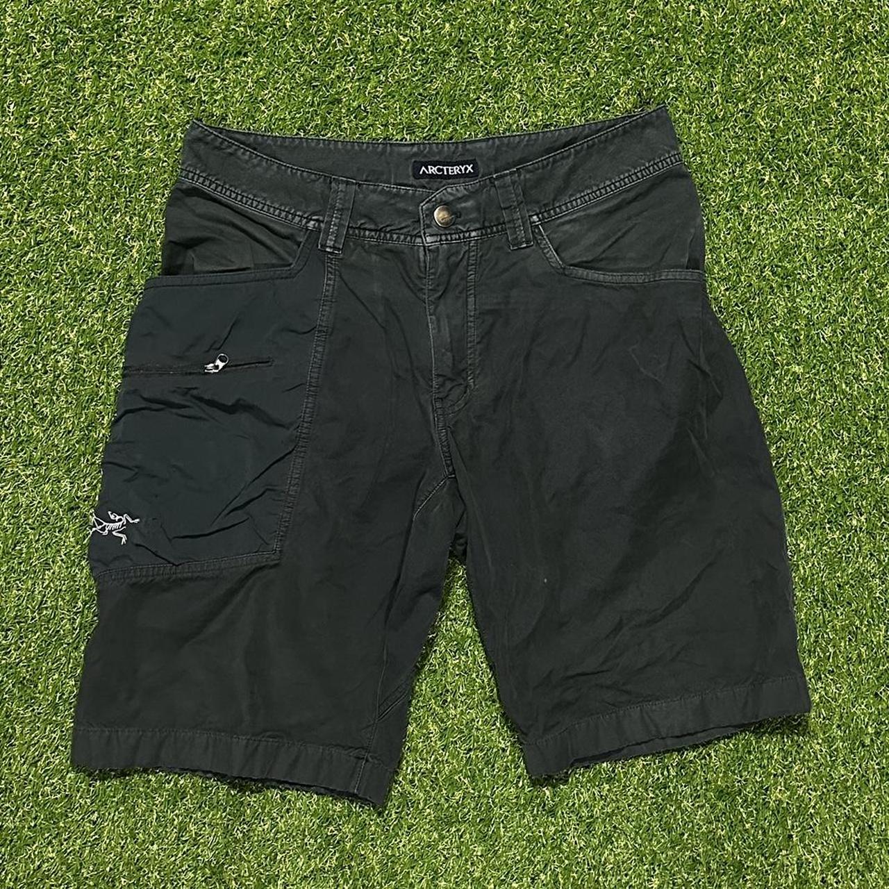 Arc'teryx Men's Grey Shorts Depop