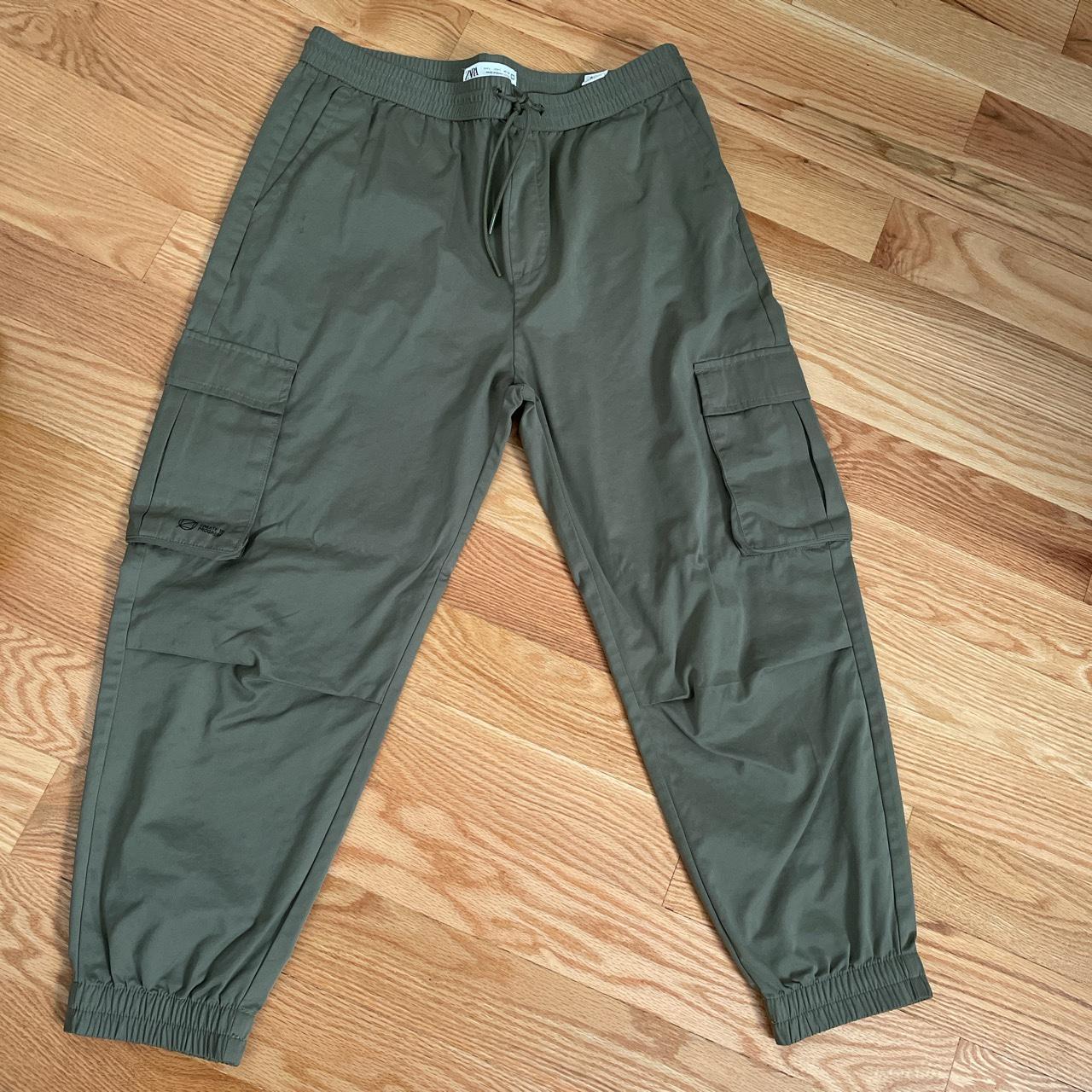 USA large Zara cargo pants no rips or tears - Depop