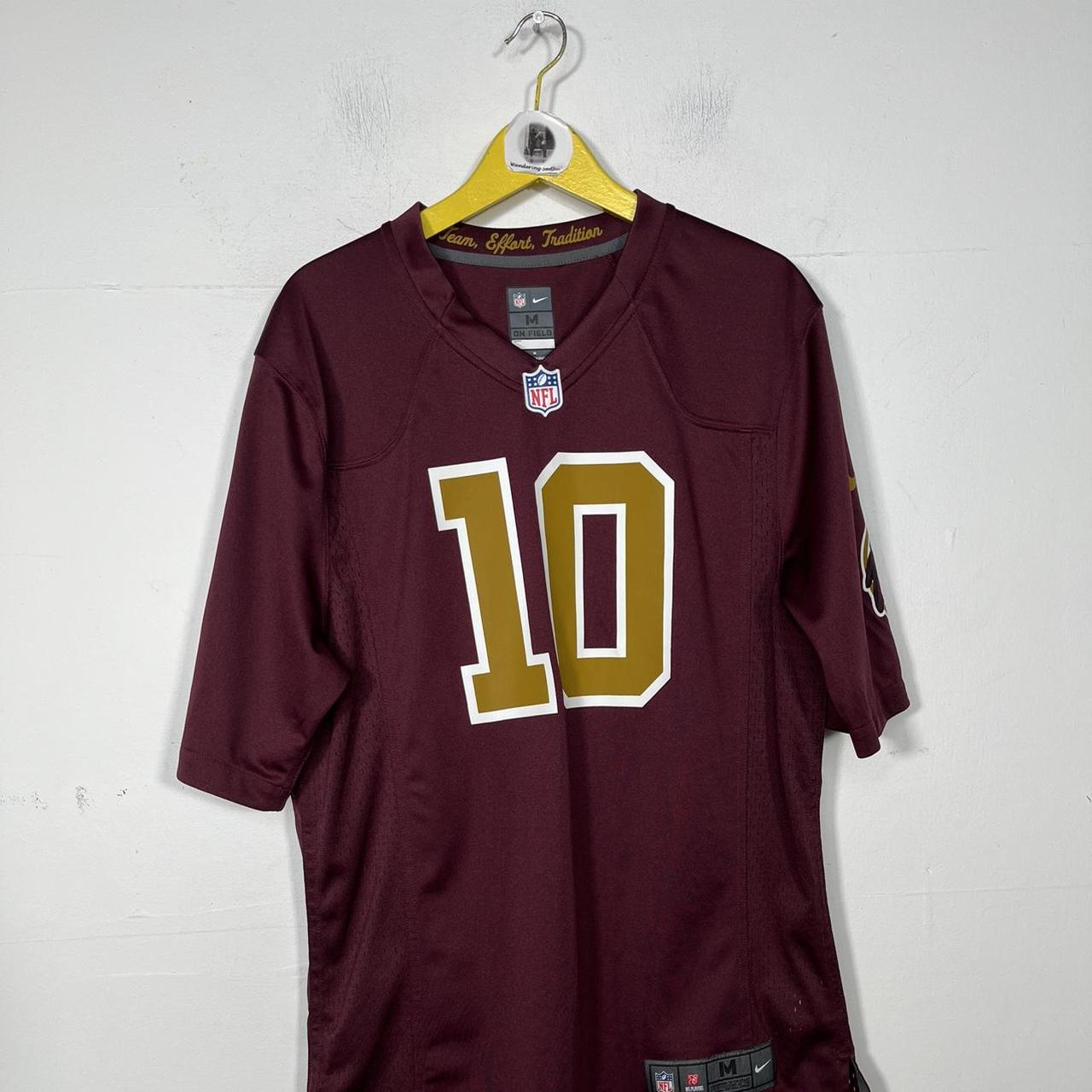 NP943 American football NFL Nike T-shirt Size... - Depop