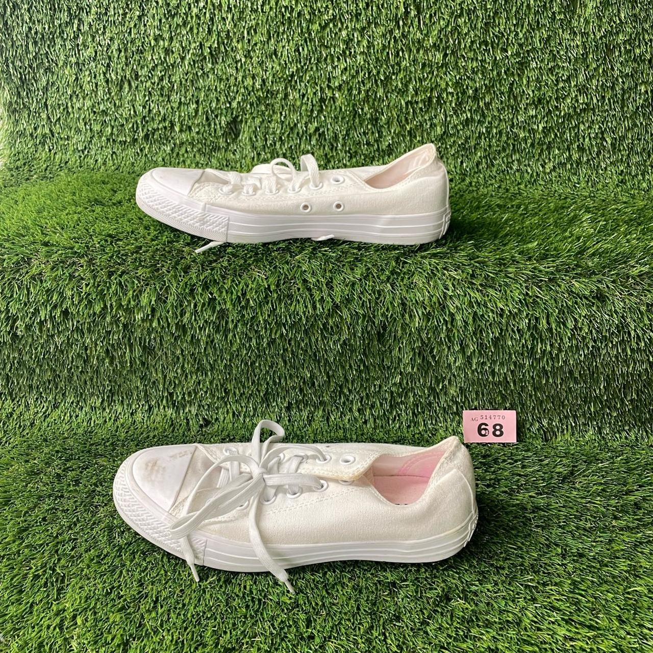 P68 Clean white low converse trainers Size 6... Depop